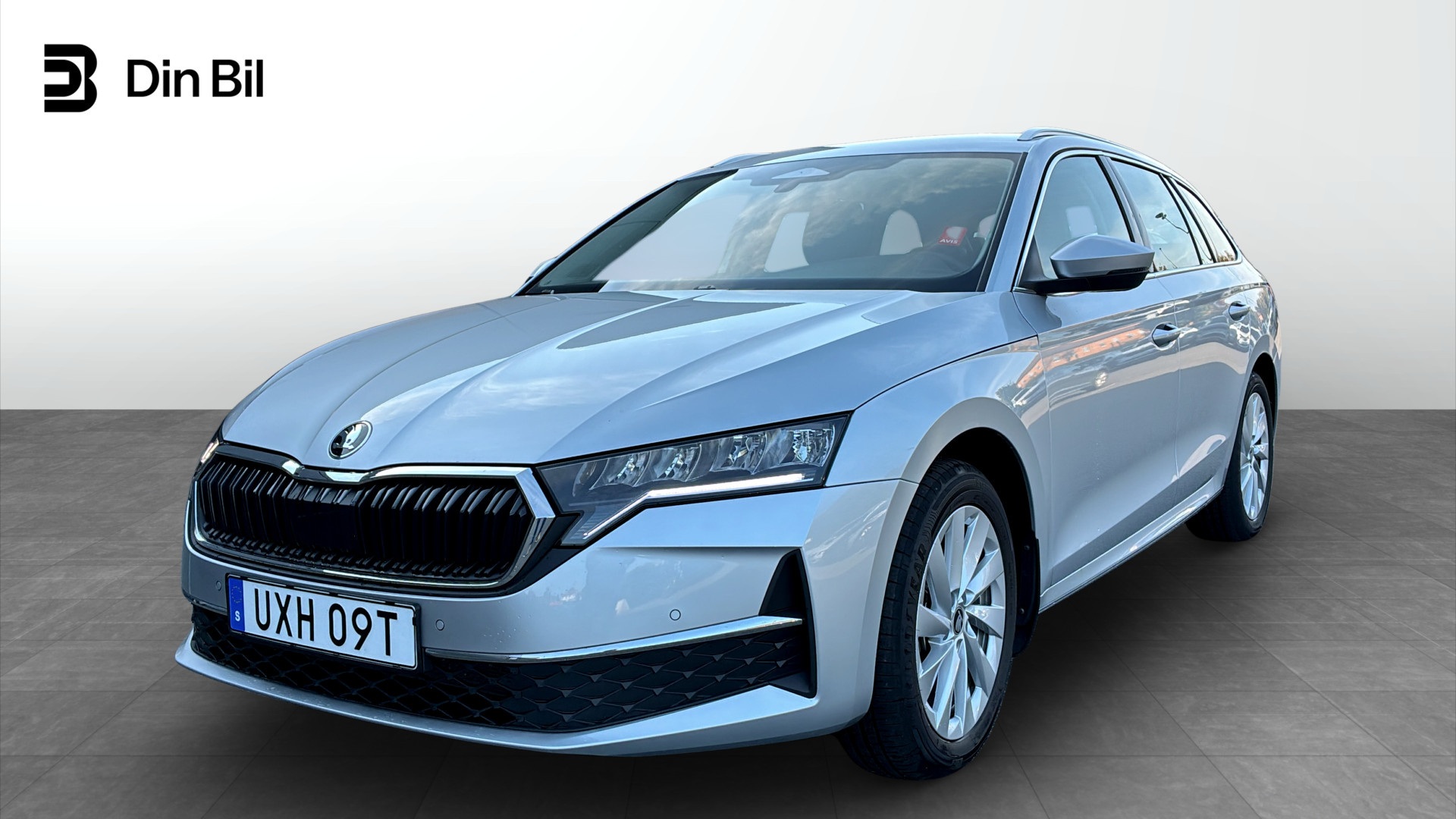 Skoda Octavia Combi UXH09T