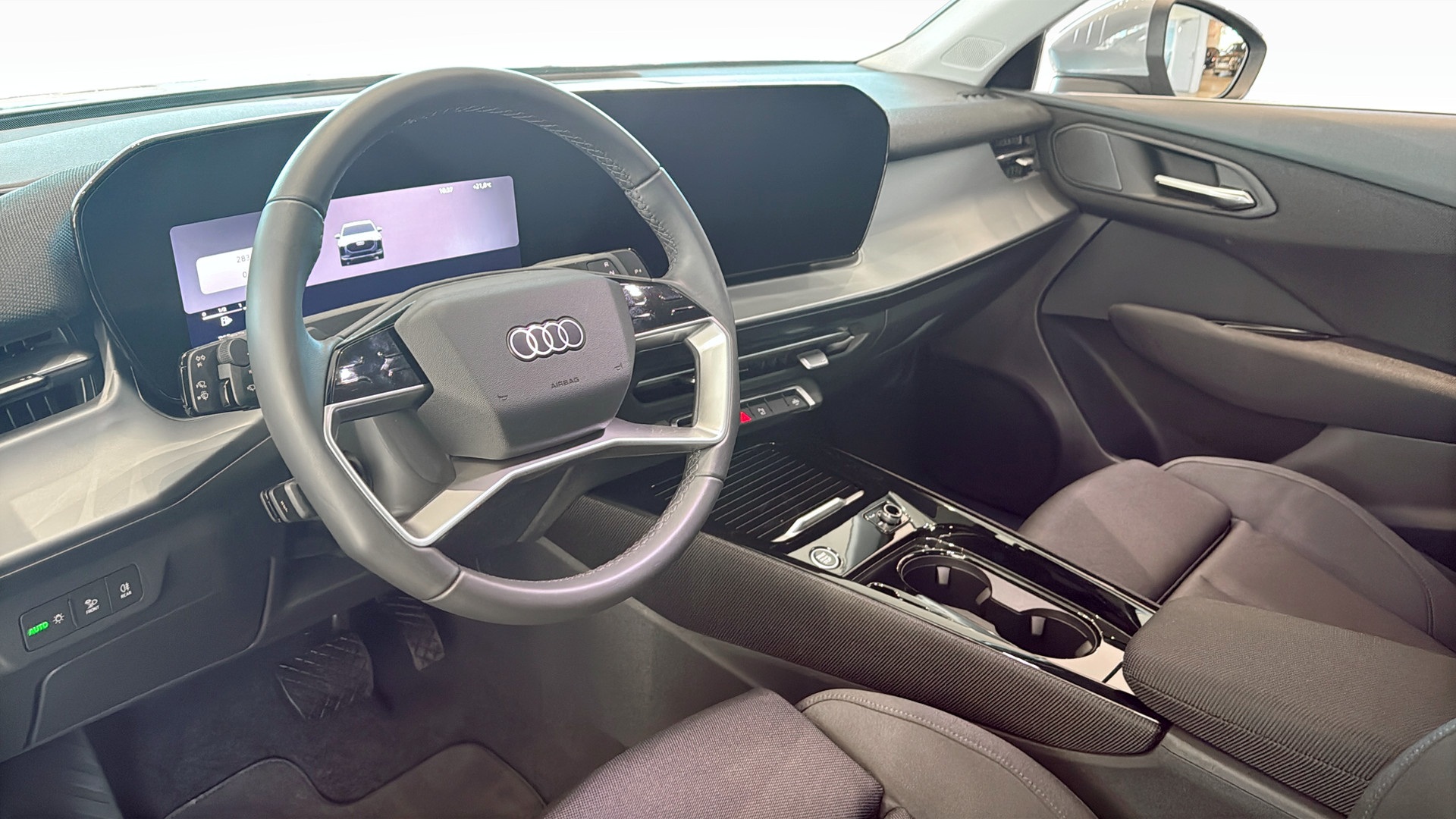 Audi Q3 UXP03L