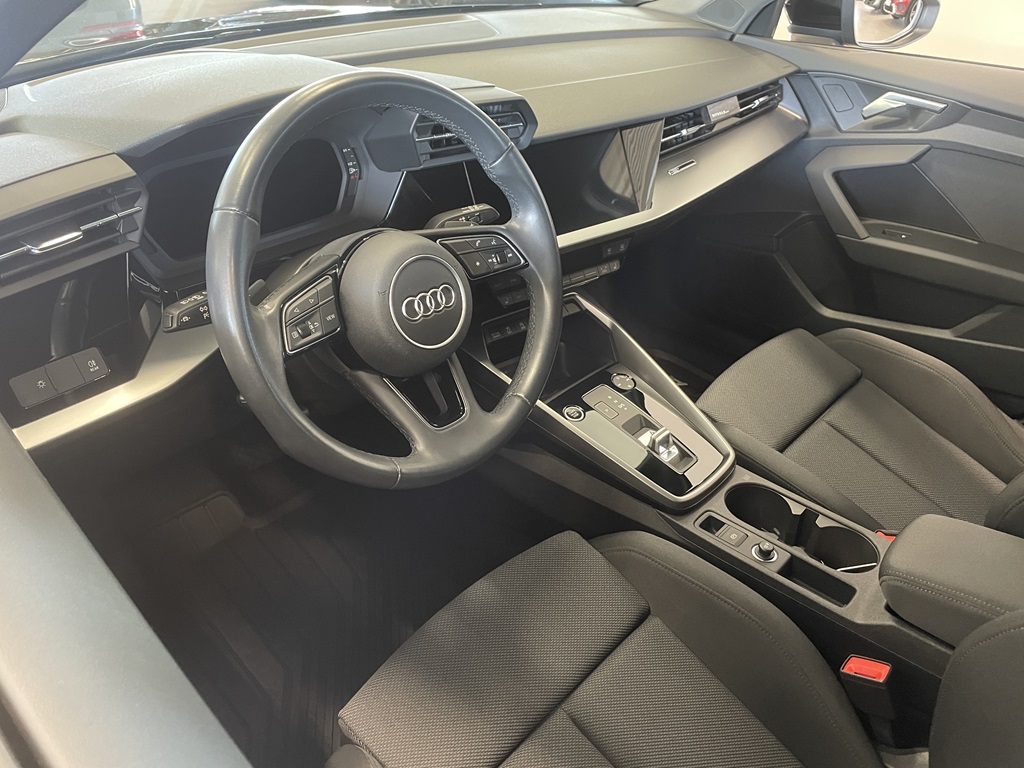 Audi A3 UYM89T