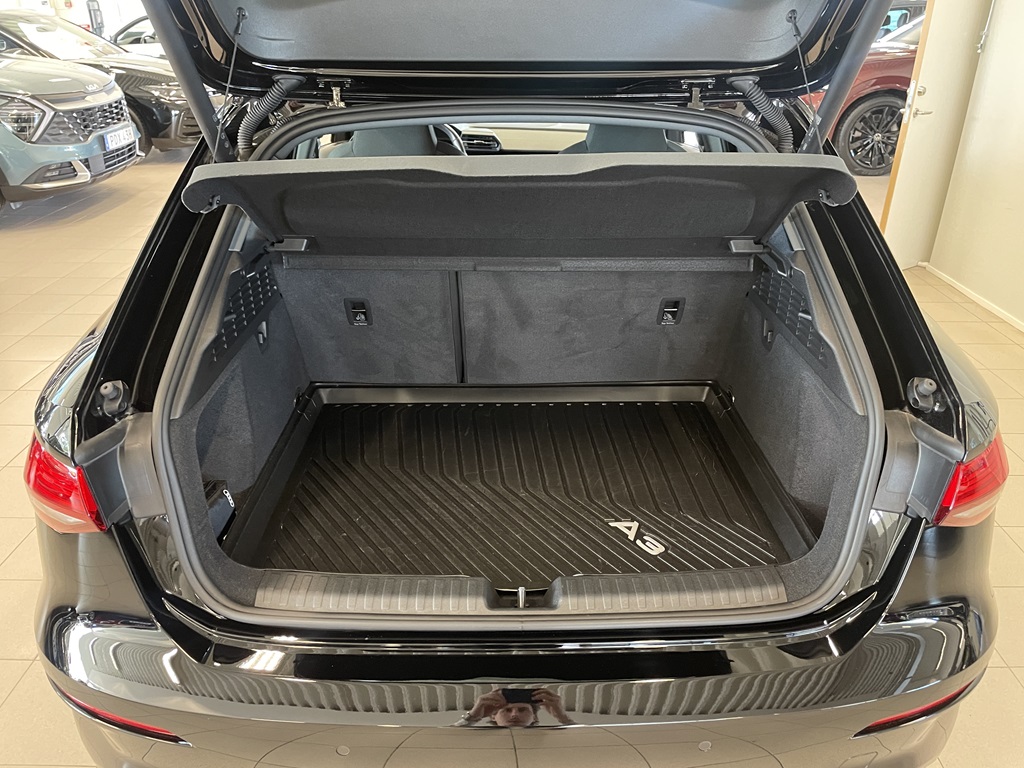 Audi A3 UYM89T