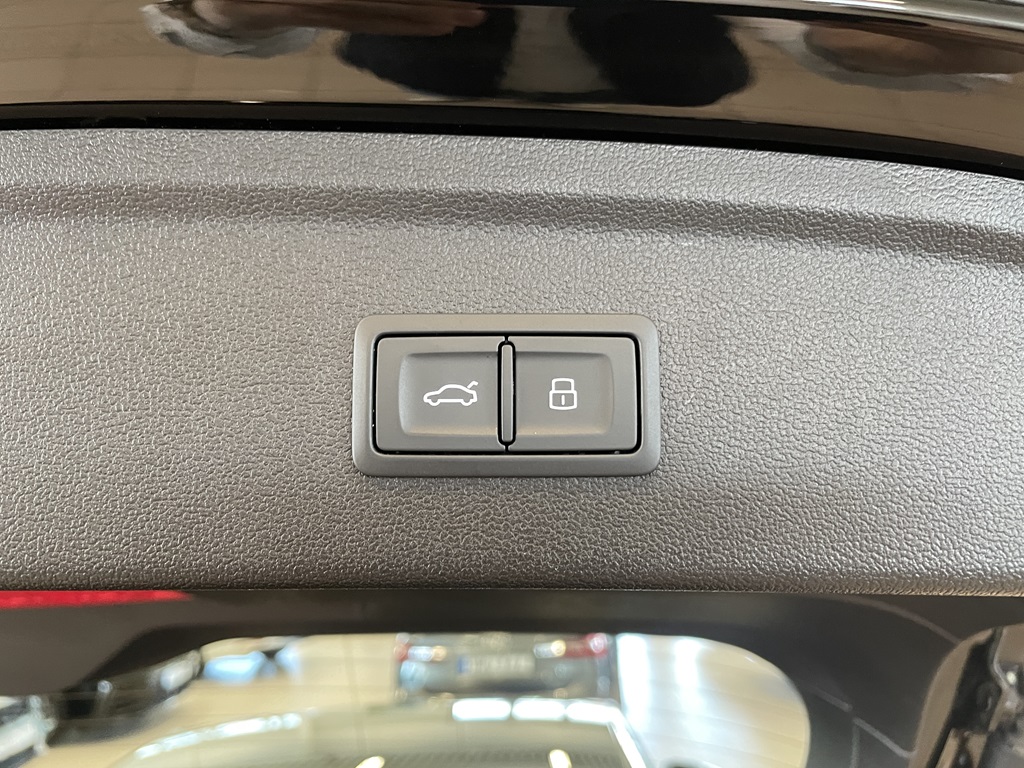 Audi A3 UYM89T