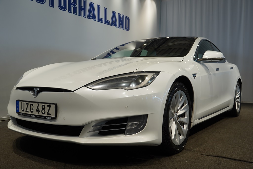 Tesla Model S UZG48Z