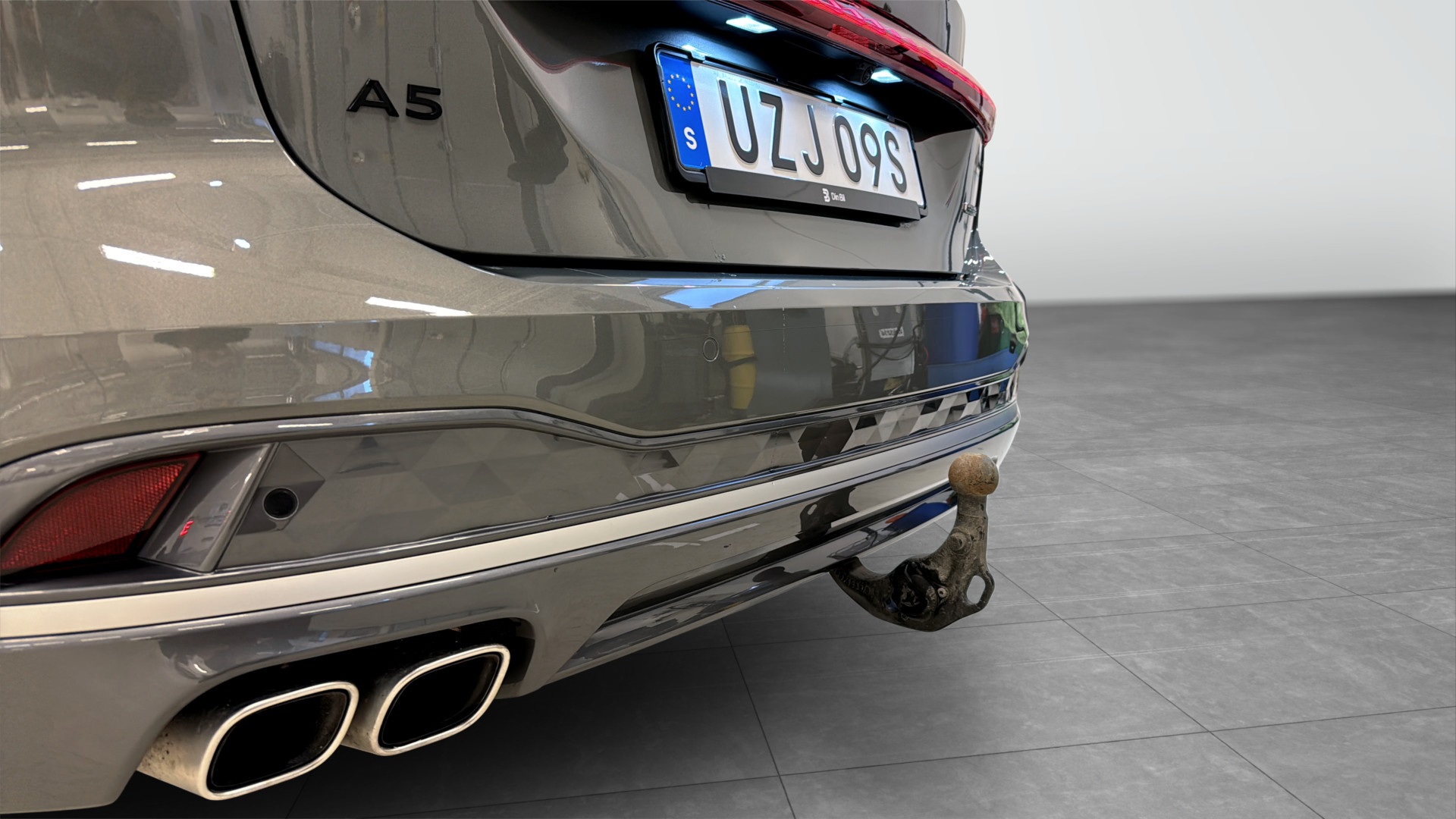 Audi A5 Avant UZJ09S