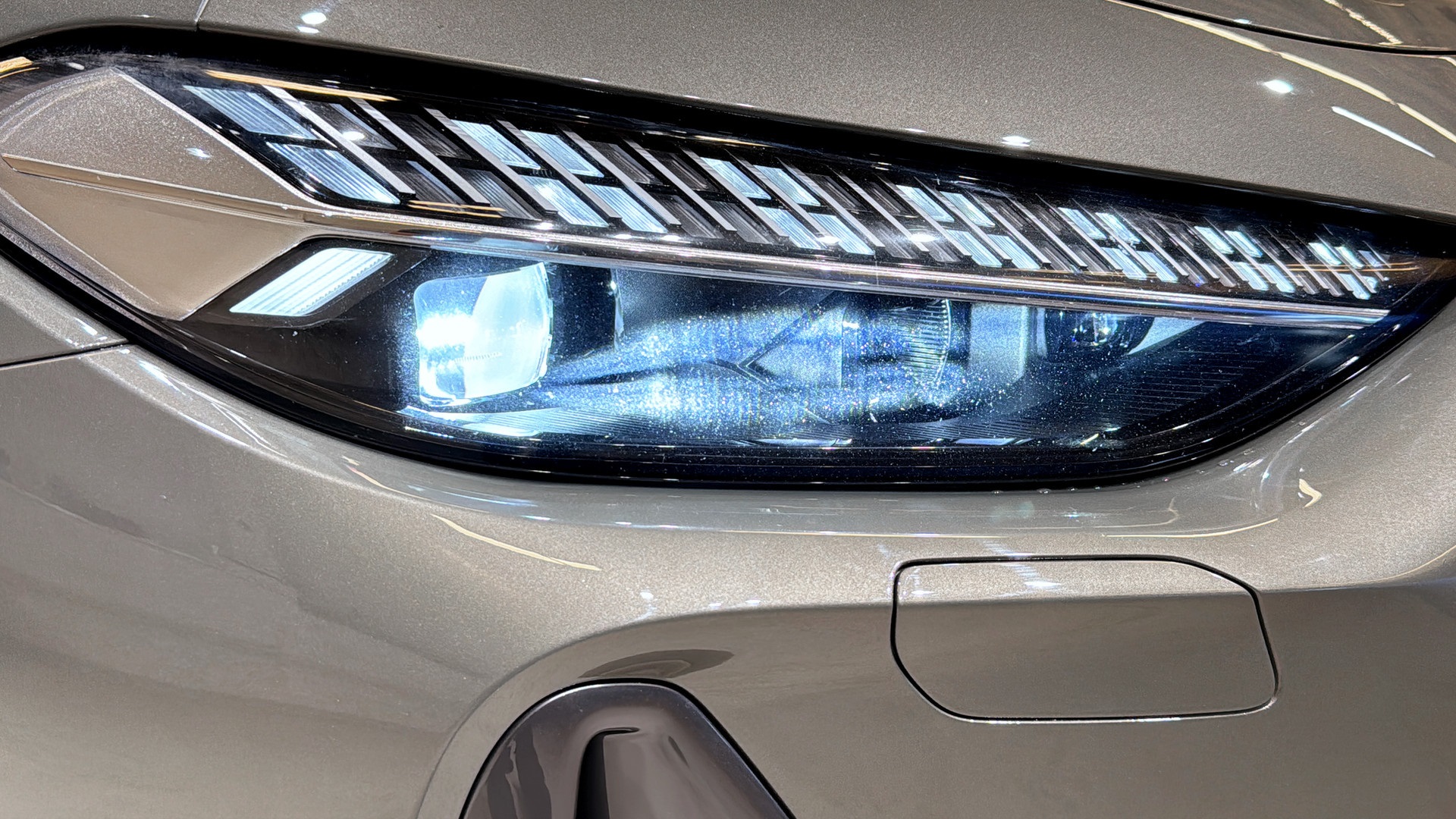 Audi A5 Avant UZJ09S