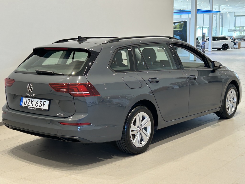 Volkswagen Golf UZK63F