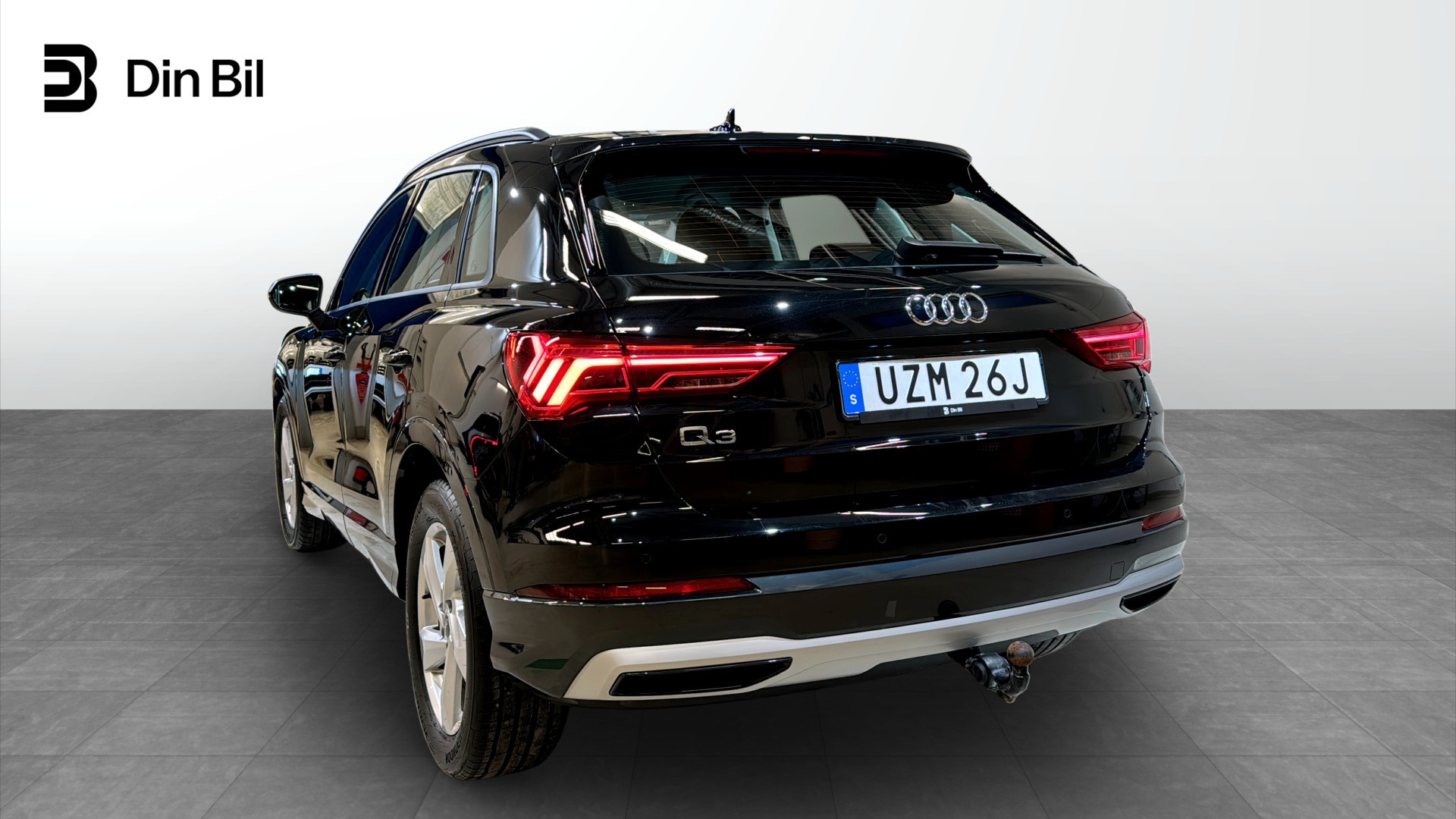 Audi Q3 UZM26J