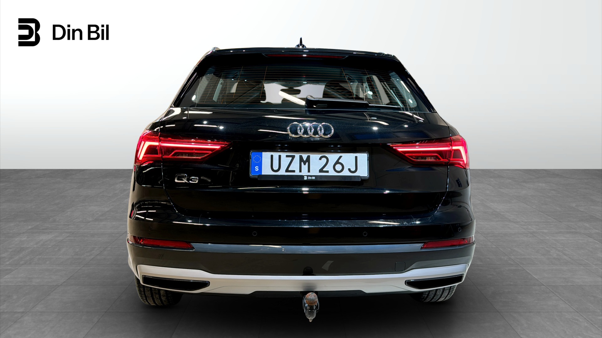 Audi Q3 UZM26J