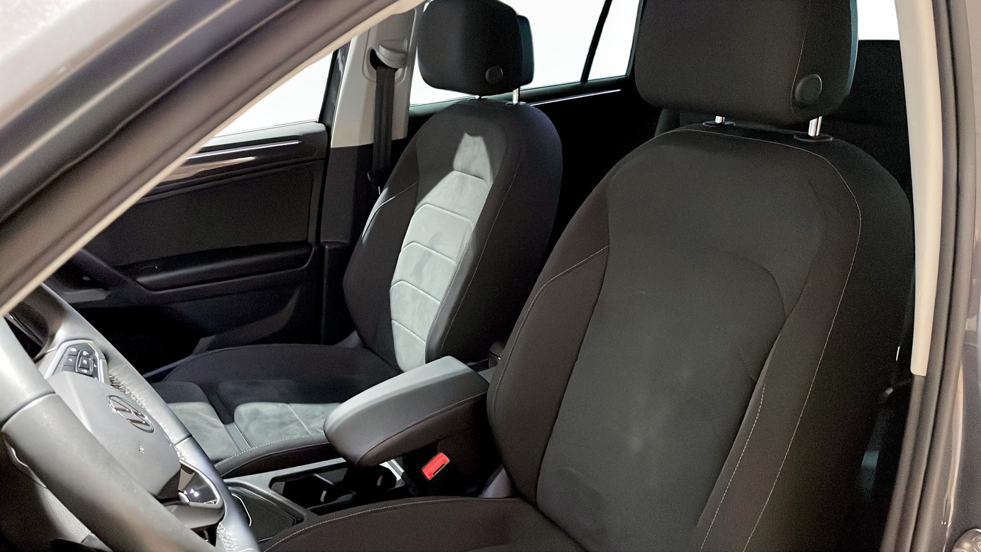 Volkswagen Tiguan WAB41X