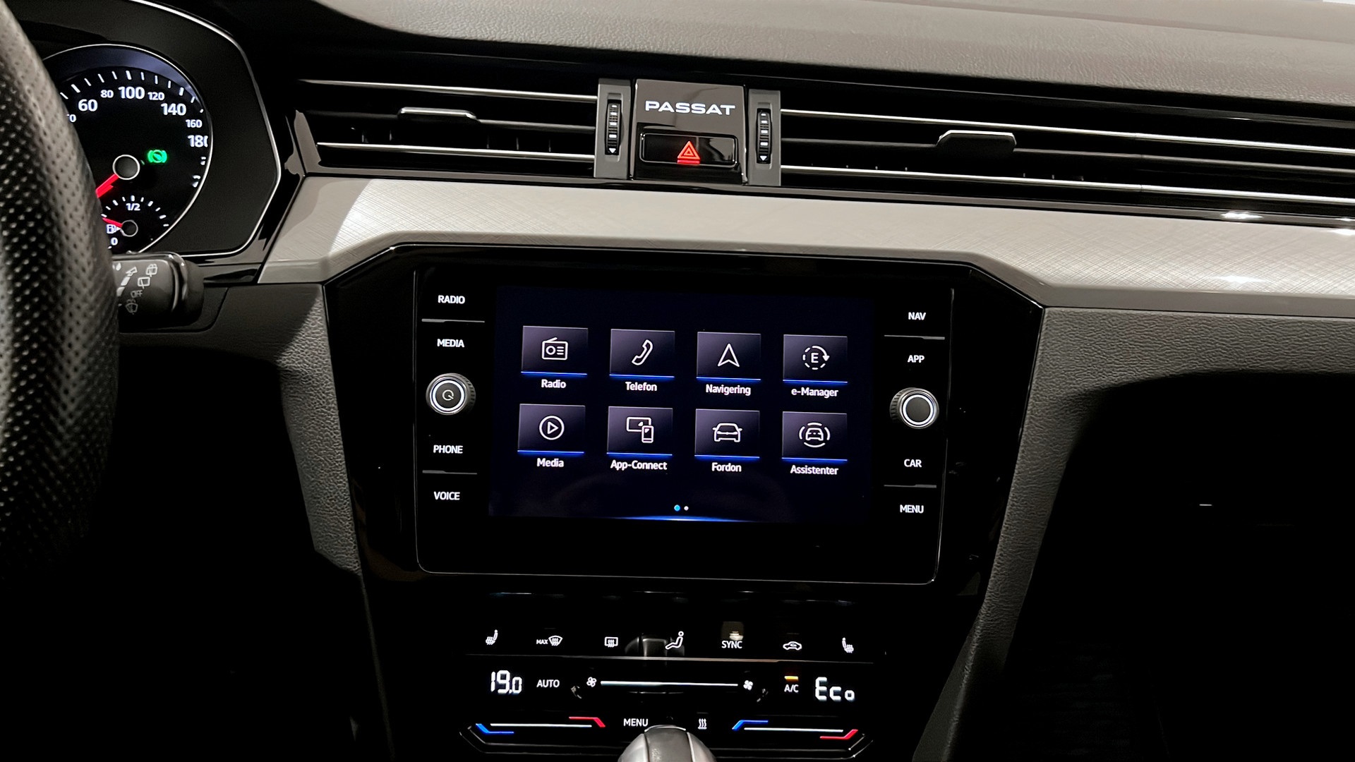 Volkswagen Passat WAB63A