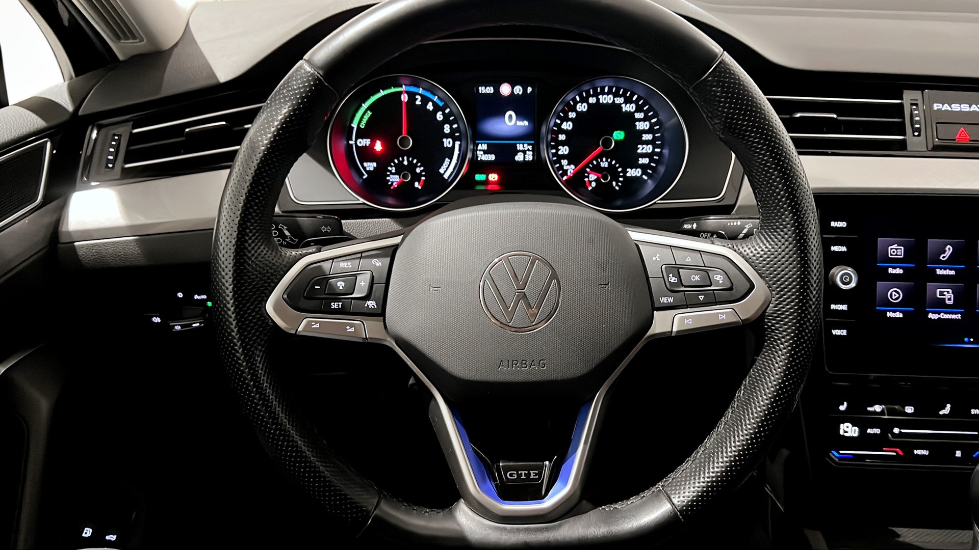 Volkswagen Passat WAB63A