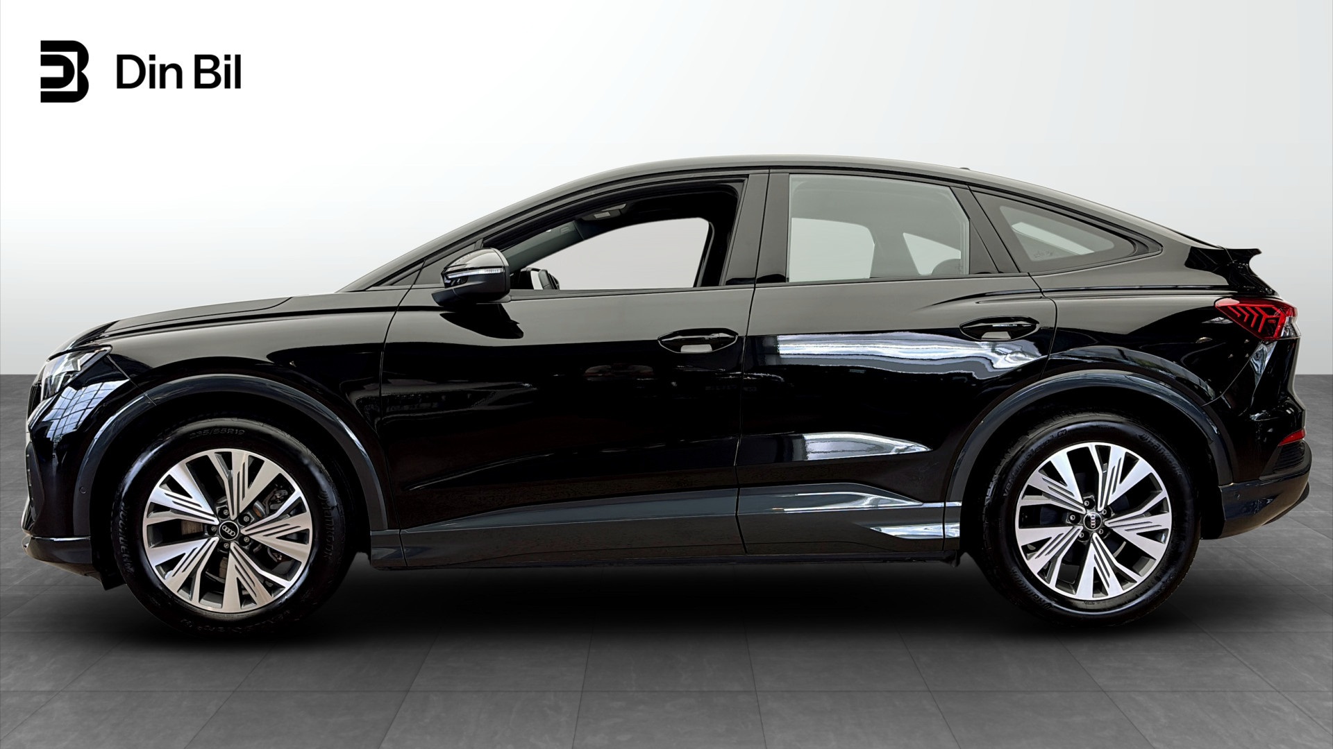 Audi Q4 Sportback e-tron WAG426