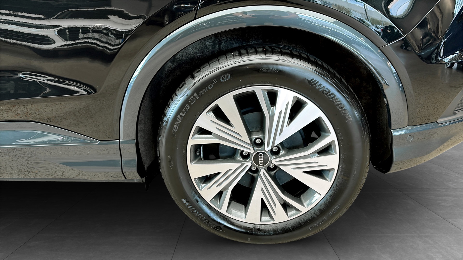 Audi Q4 Sportback e-tron WAG426
