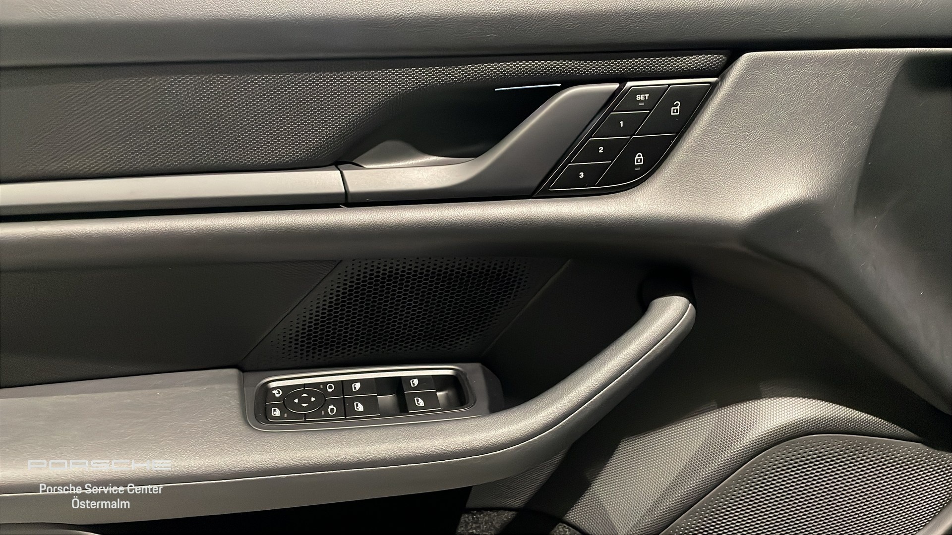Porsche Taycan WAK60U