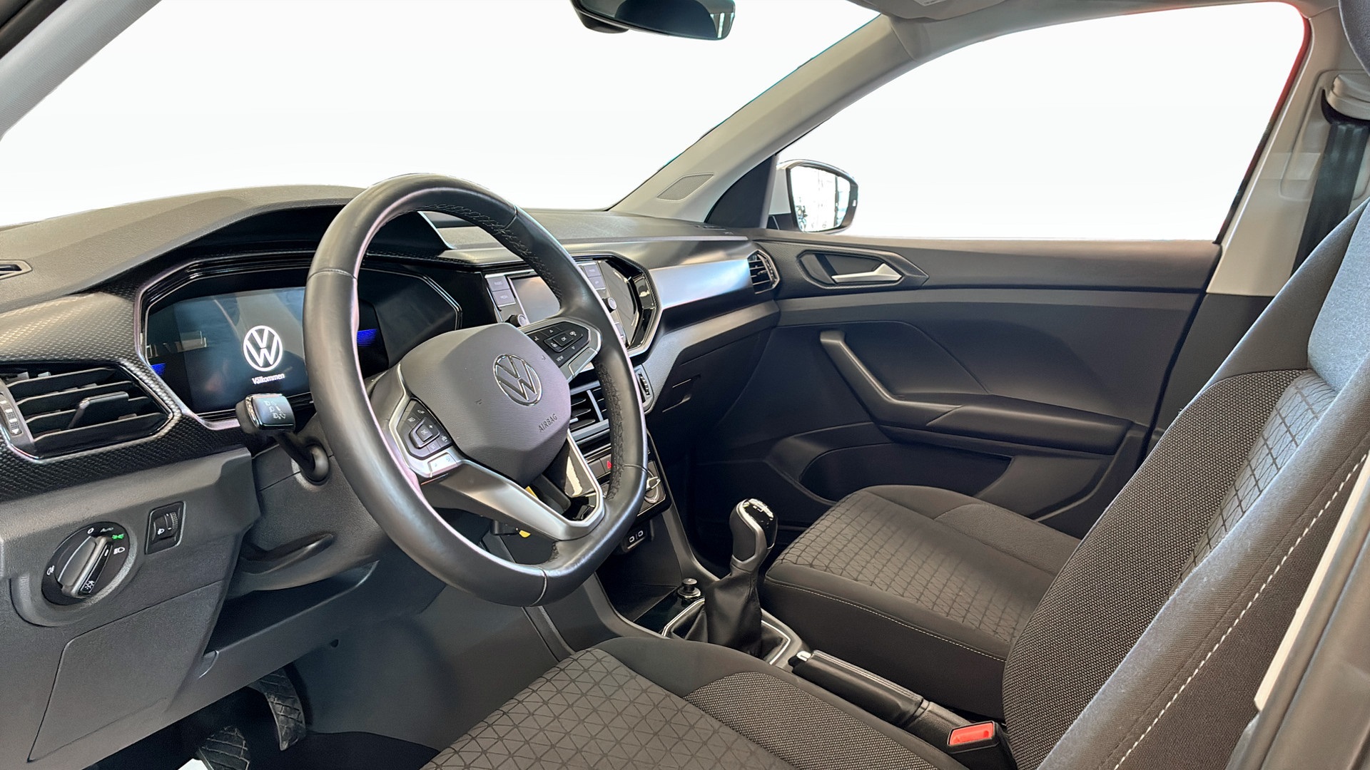 Volkswagen T-Cross WAL84K
