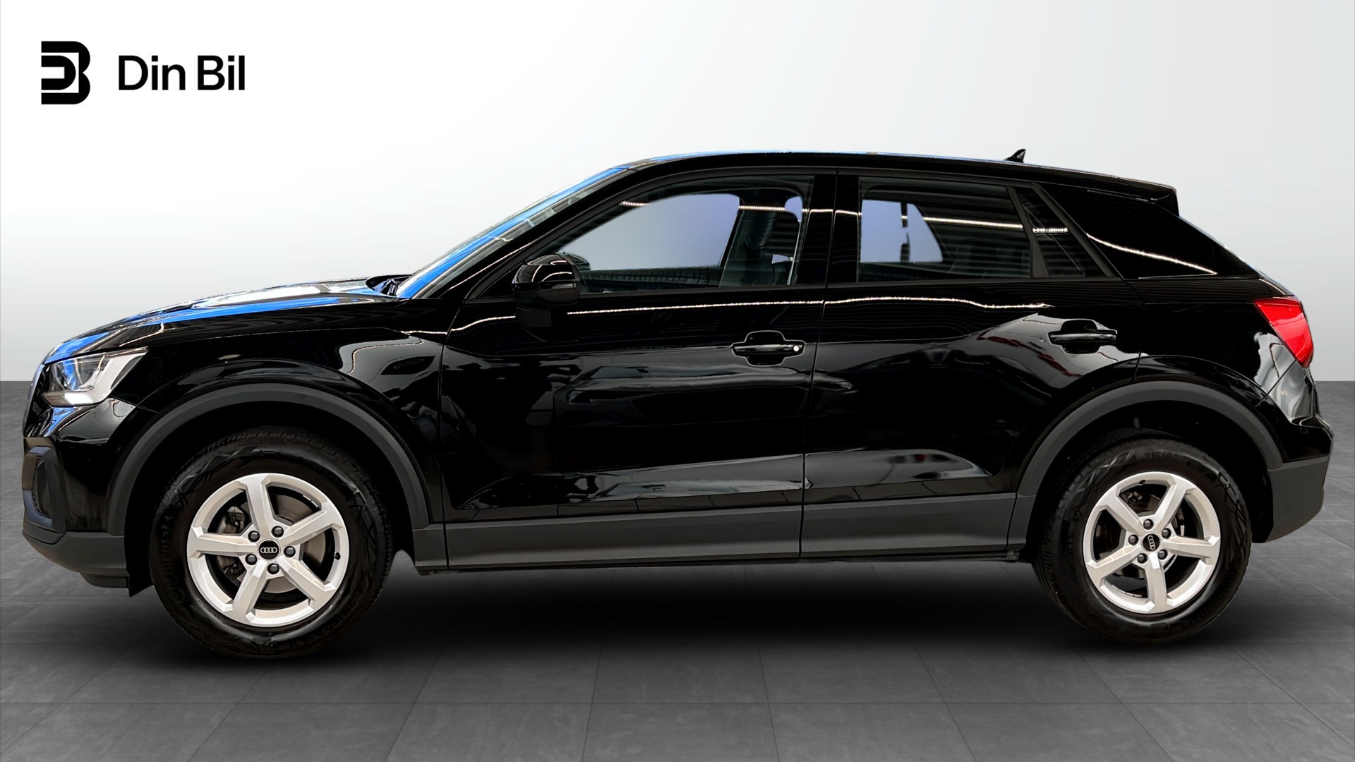 Audi Q2 WAU02U