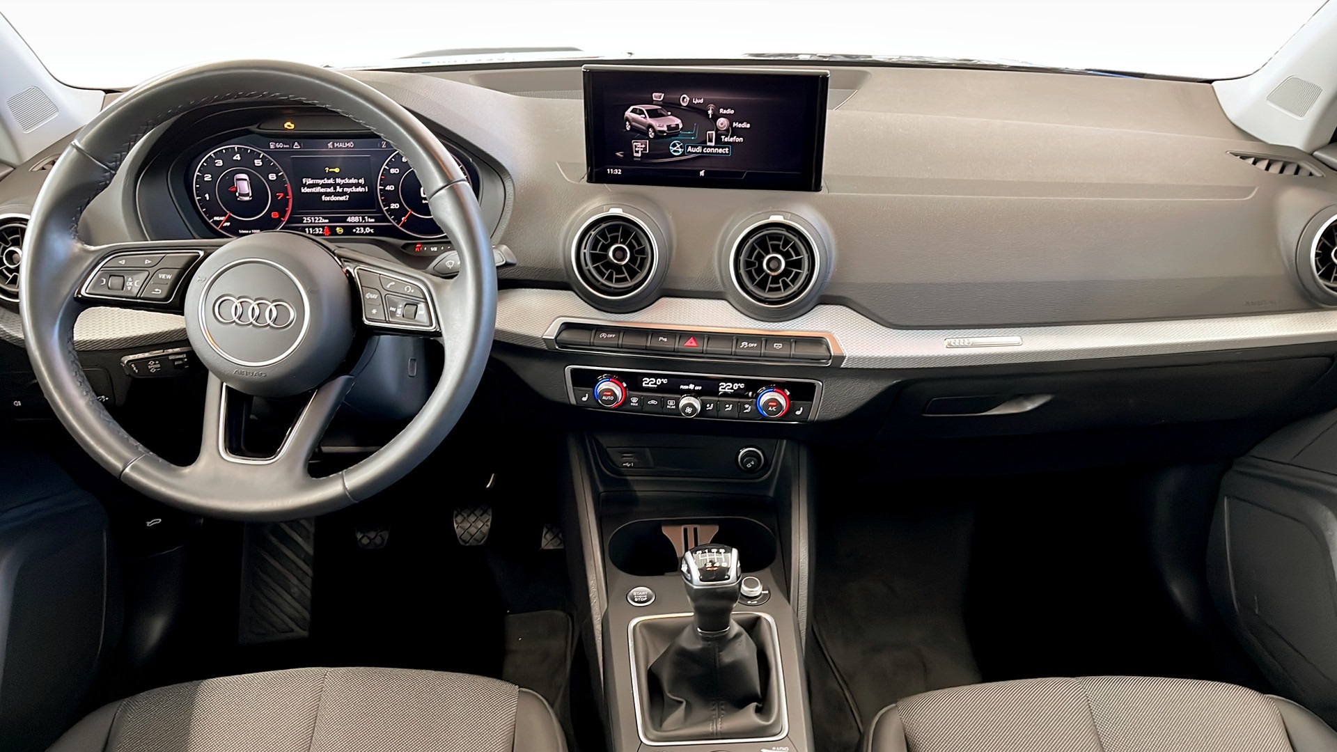 Audi Q2 WAU02U