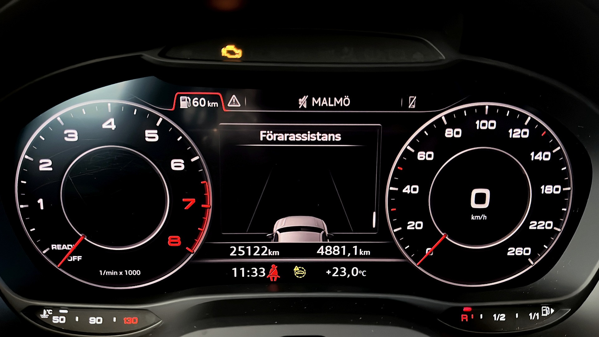 Audi Q2 WAU02U