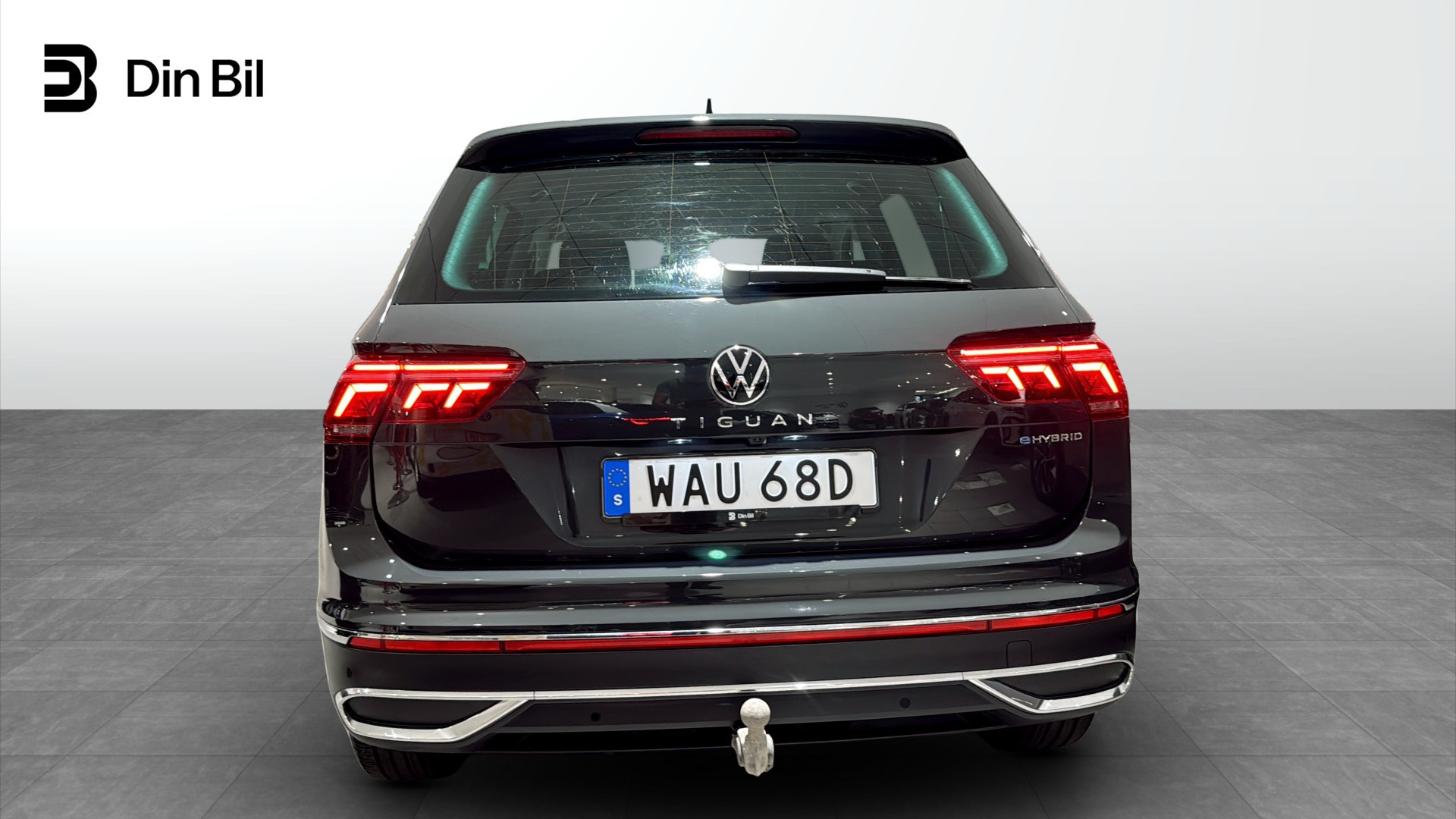 Volkswagen Tiguan WAU68D