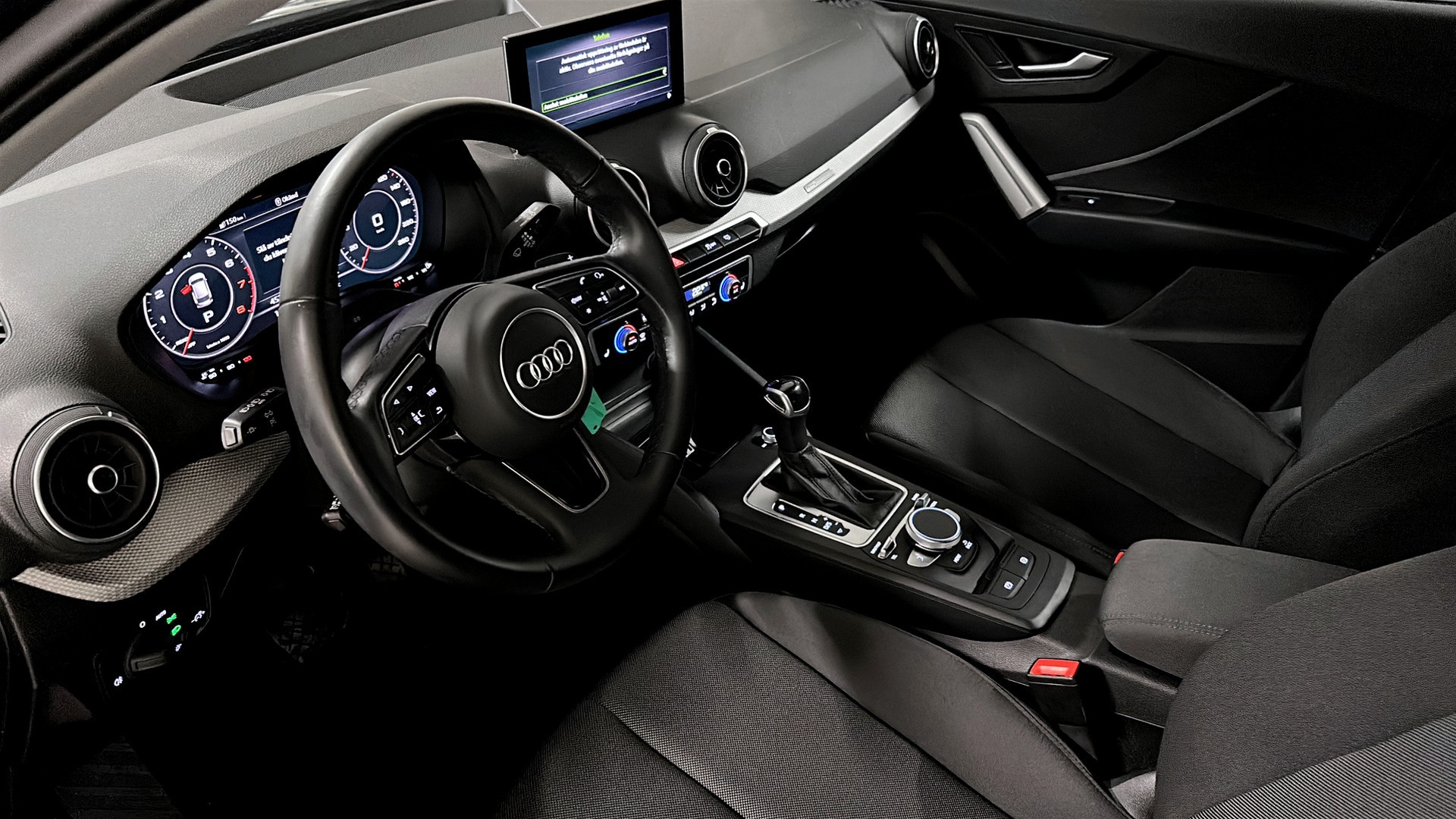 Audi Q2 WAW07S