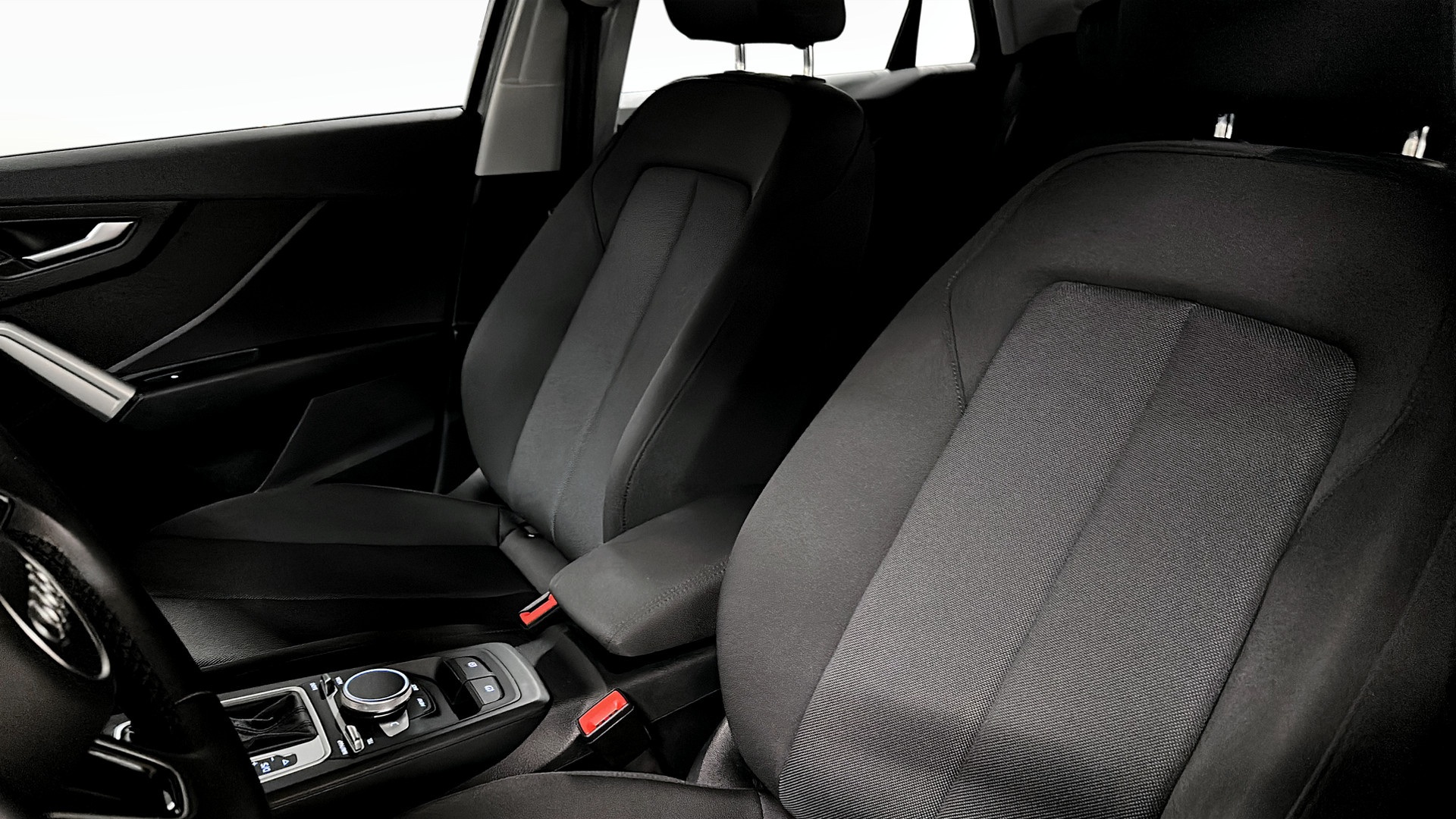 Audi Q2 WAW07S
