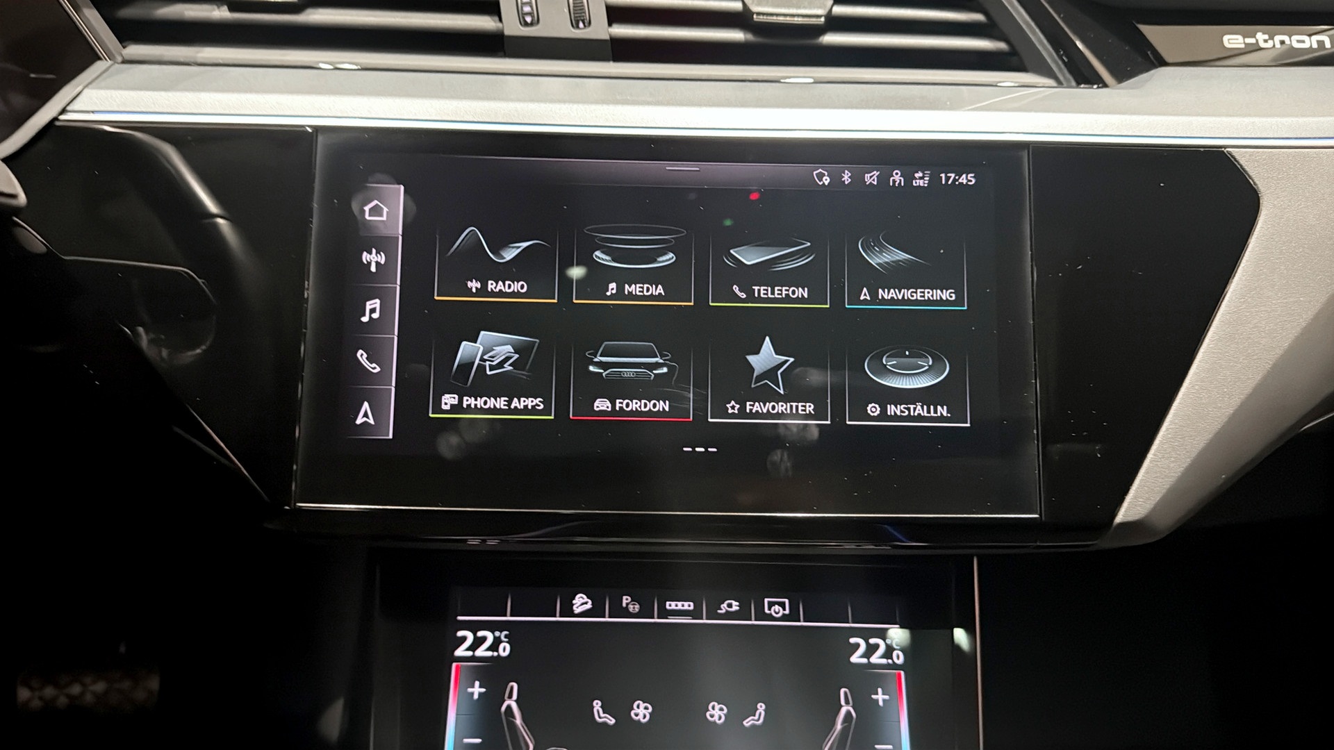 Audi Q8 WAW25J