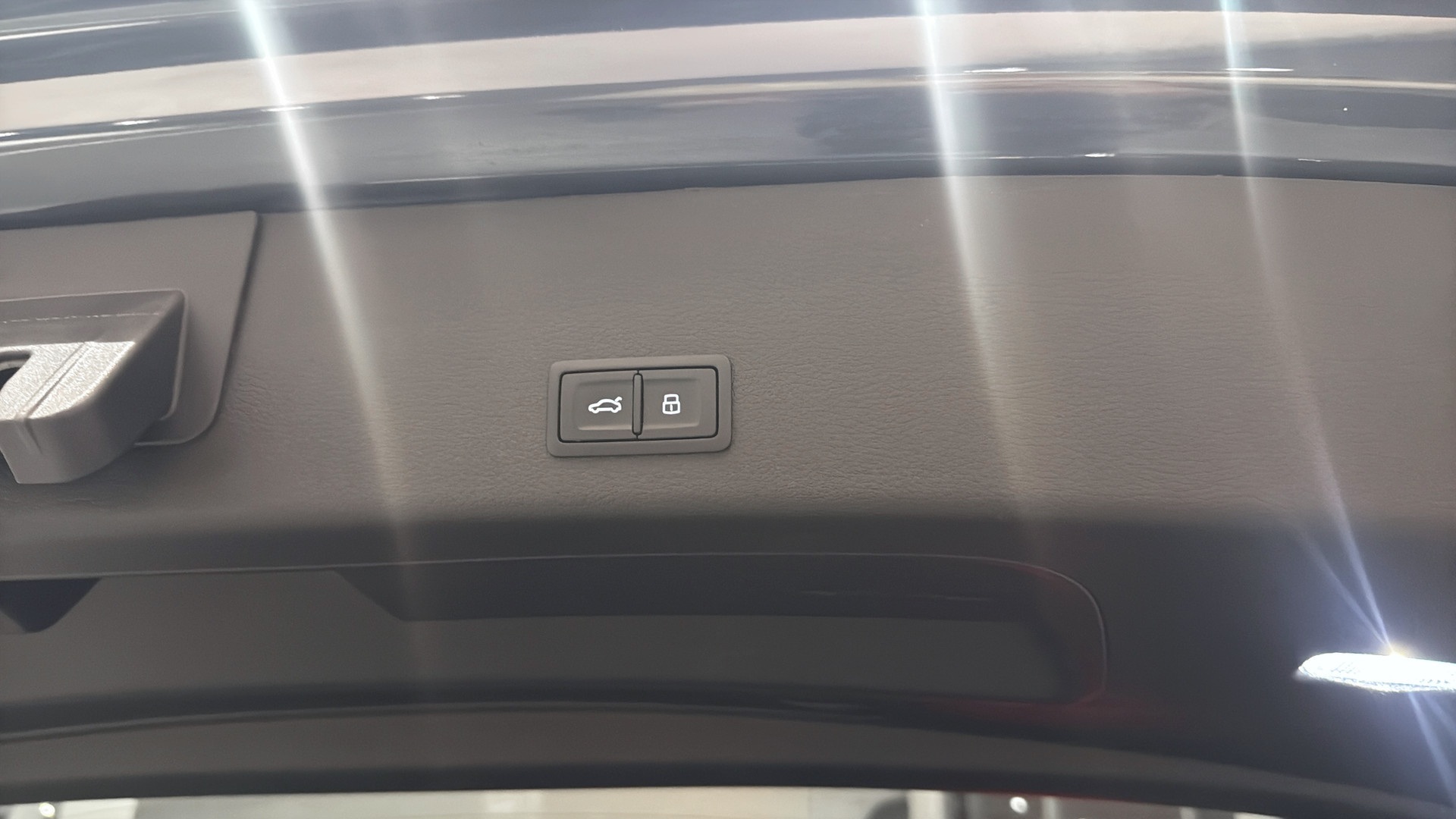 Audi Q8 WAW25J