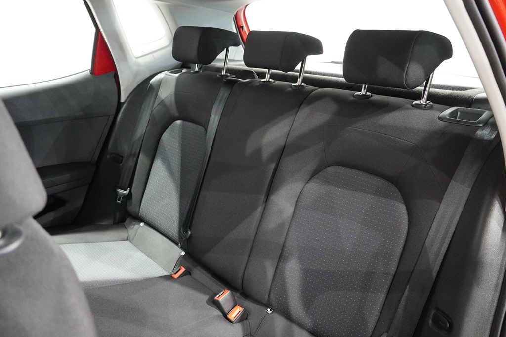 SEAT Arona WAX20R