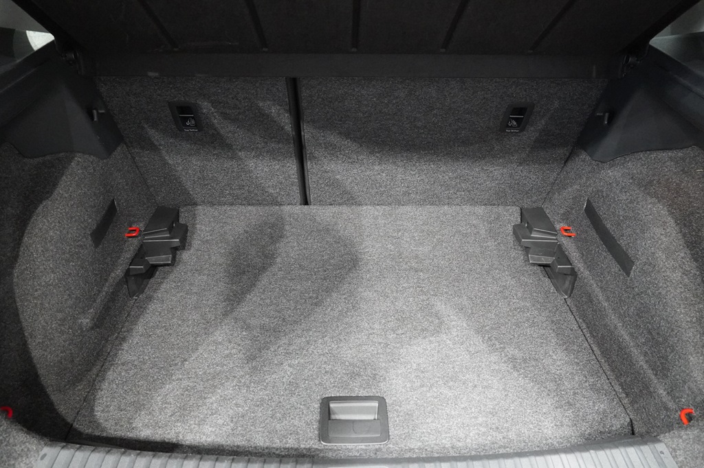 SEAT Arona WAX20R