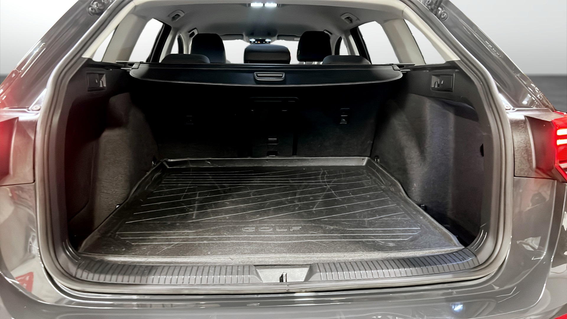 Volkswagen Golf Sportscombi WAY67U