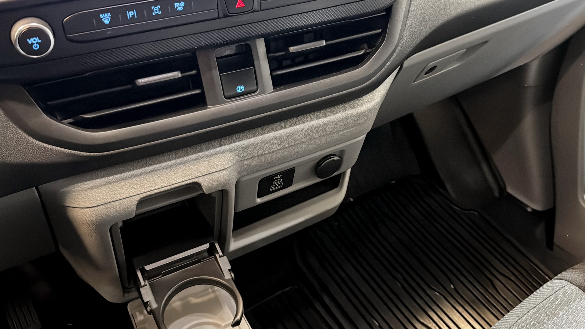 Ford Transit WBB00U