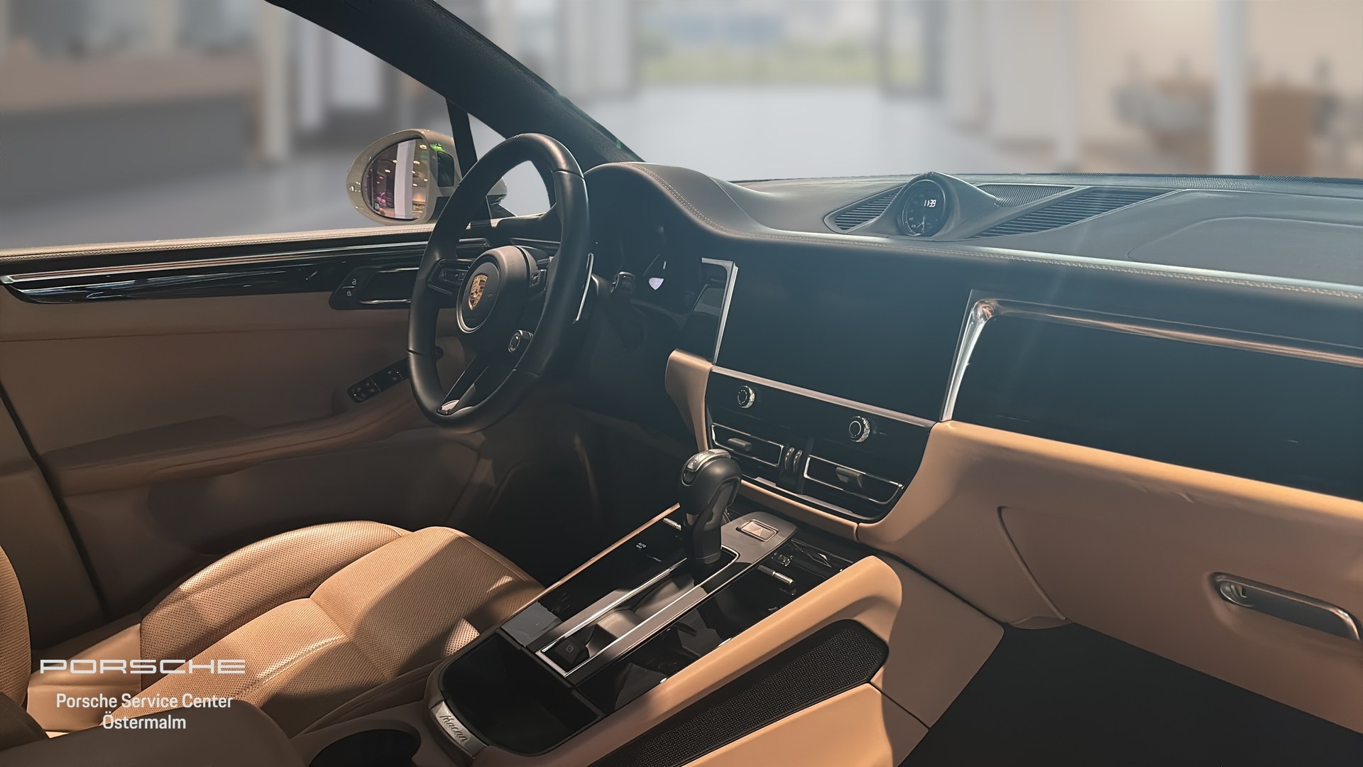 Porsche Macan WBF69L