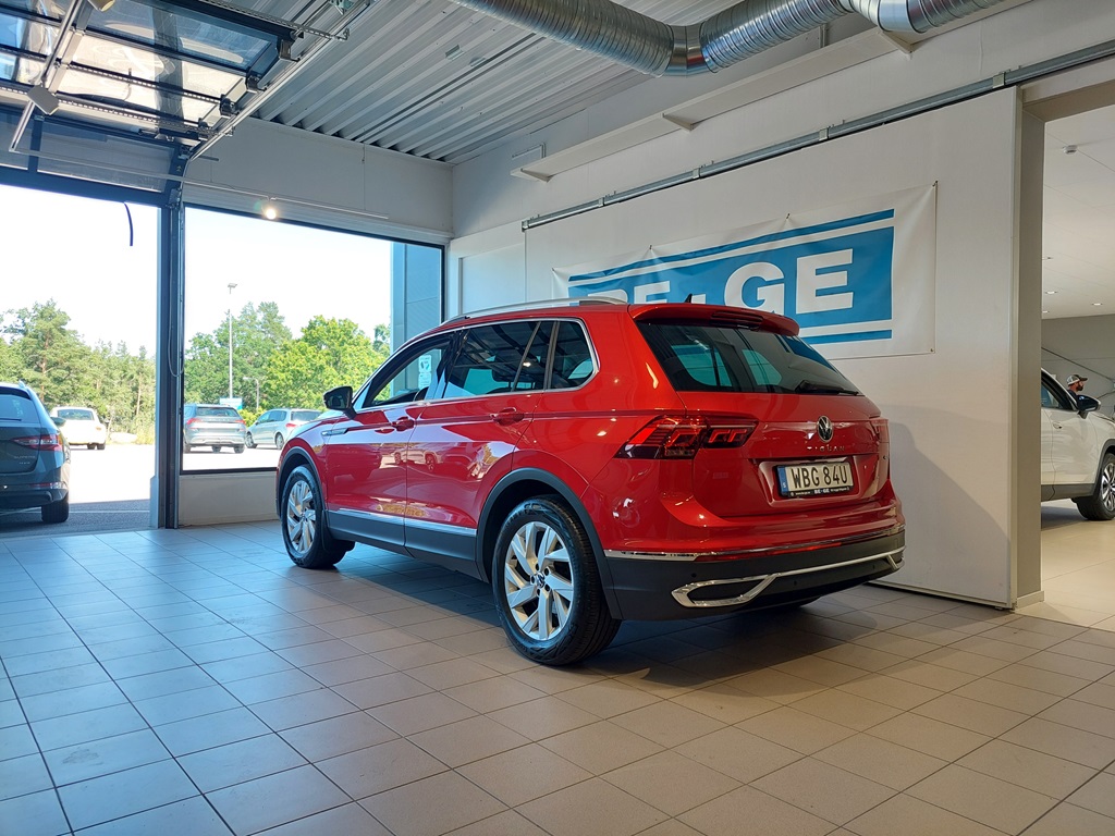 Volkswagen Tiguan WBG84U