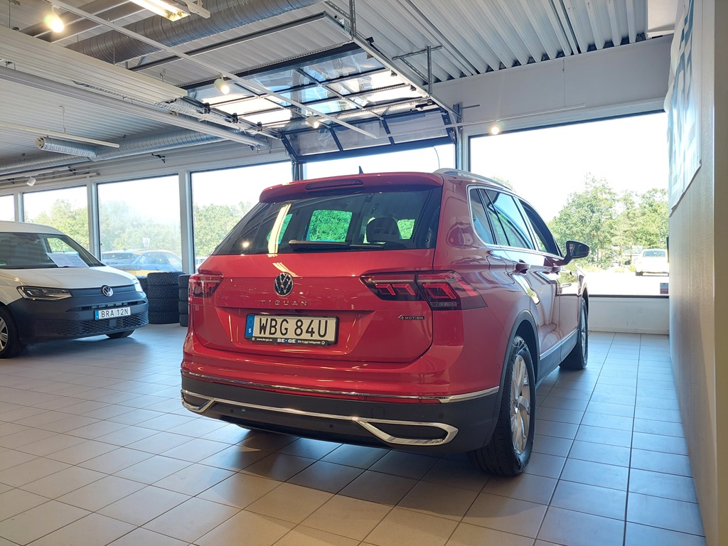 Volkswagen Tiguan WBG84U
