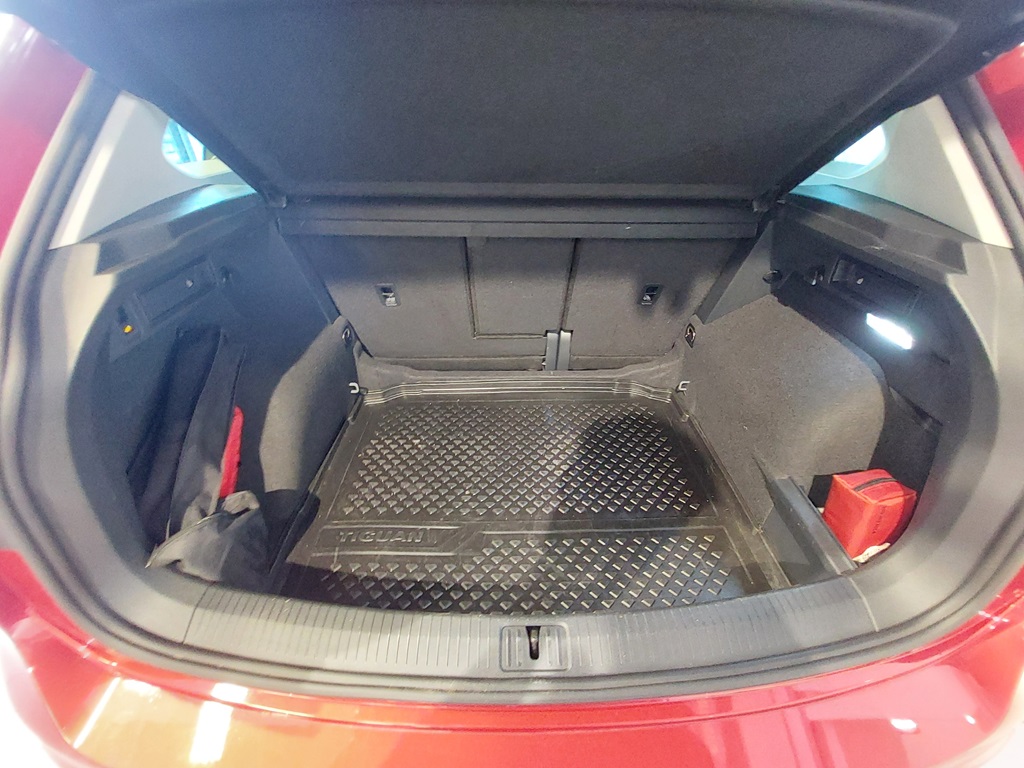 Volkswagen Tiguan WBG84U