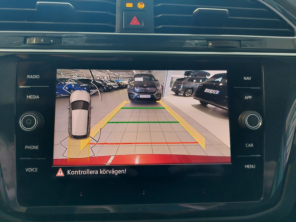 Volkswagen Tiguan WBG84U
