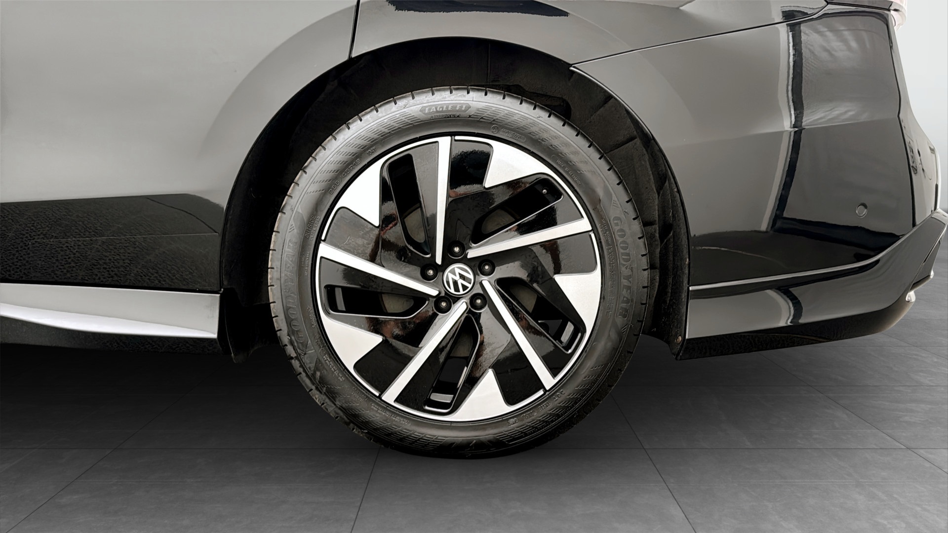 Volkswagen ID.7 WBG95M