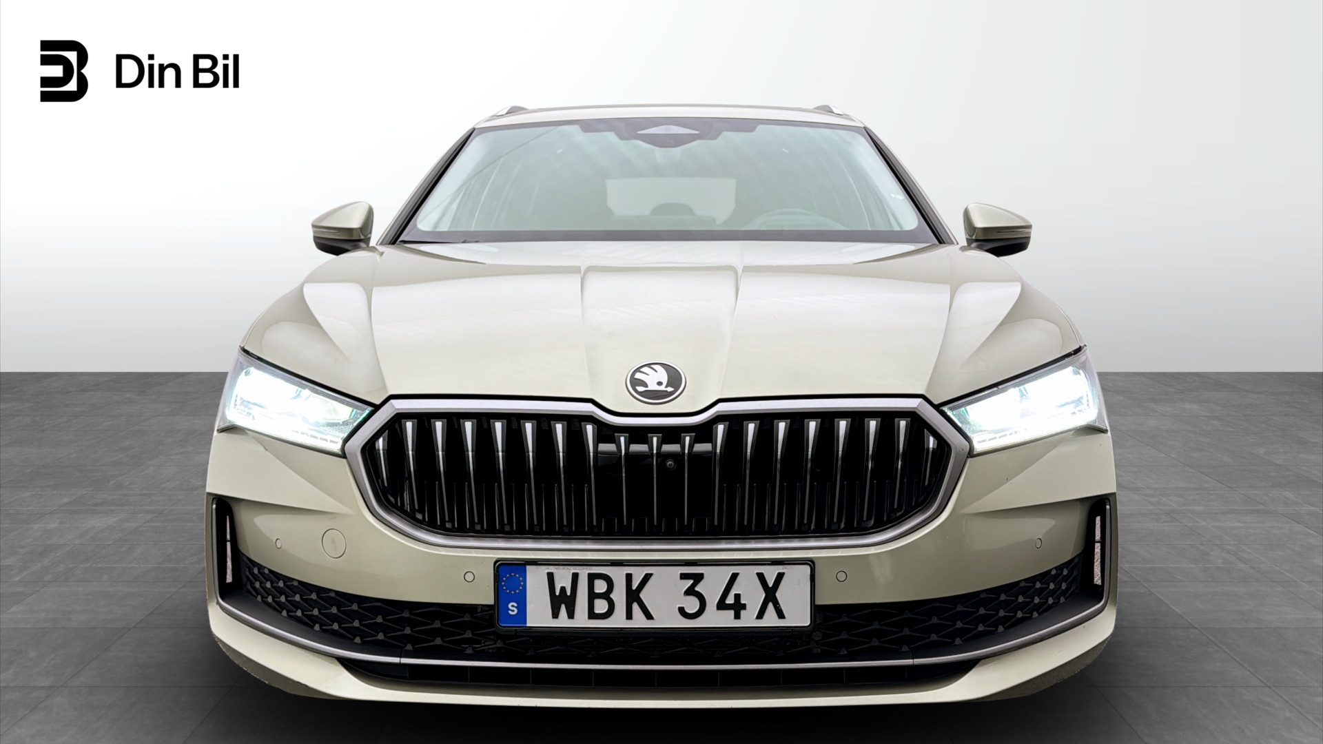 Skoda Superb Combi WBK34X