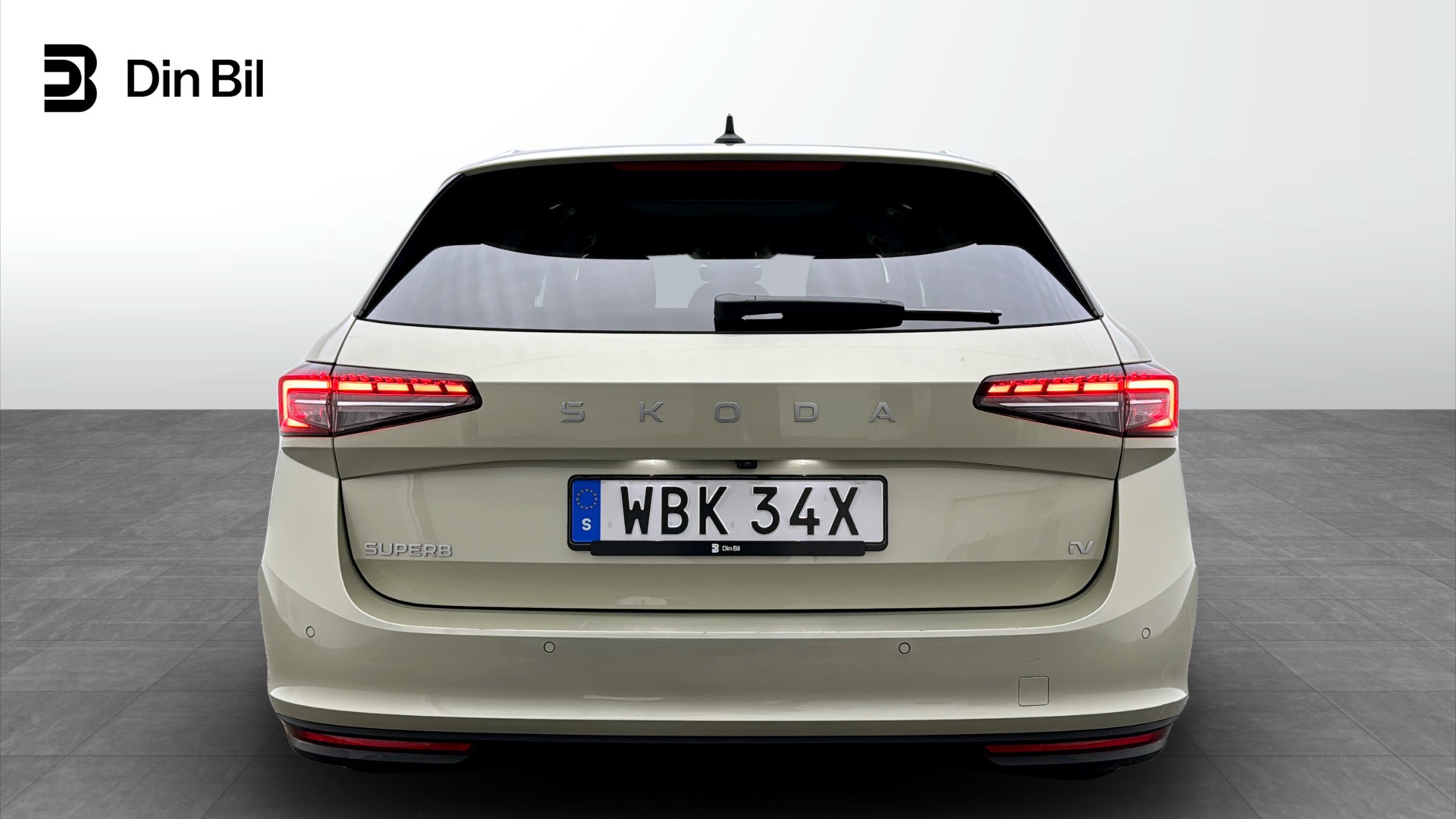 Skoda Superb Combi WBK34X