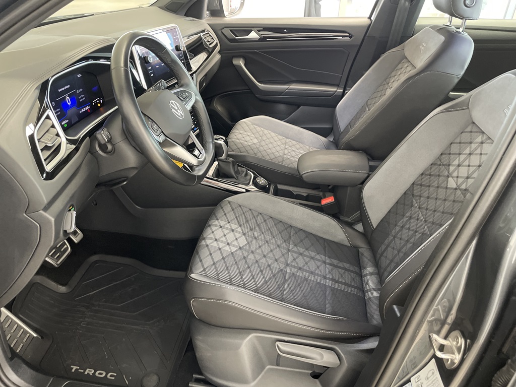 Volkswagen T-Roc WBL04K