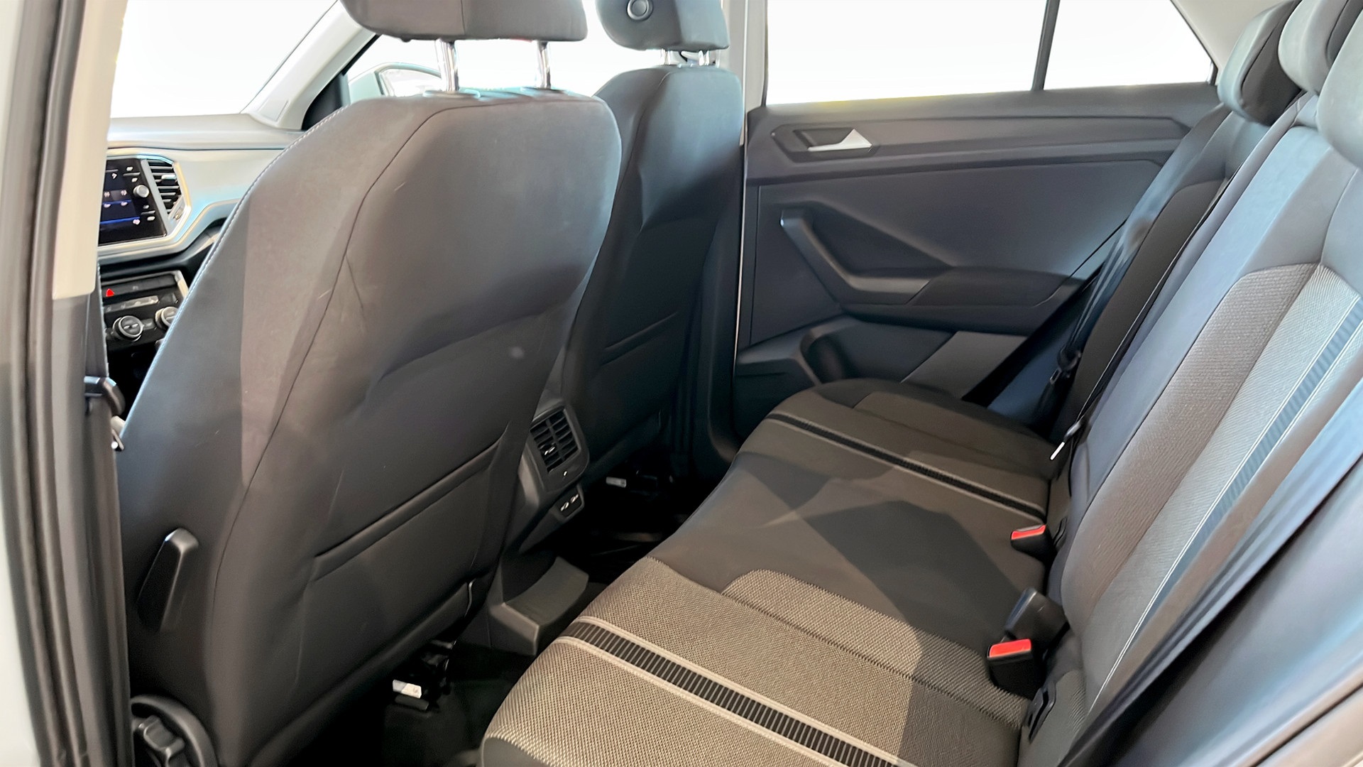 Volkswagen T-Roc WBL81E