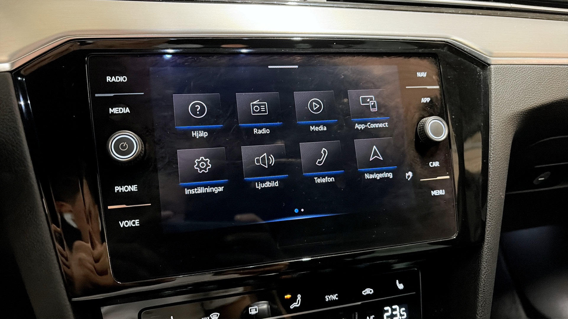Volkswagen Passat WBM59U