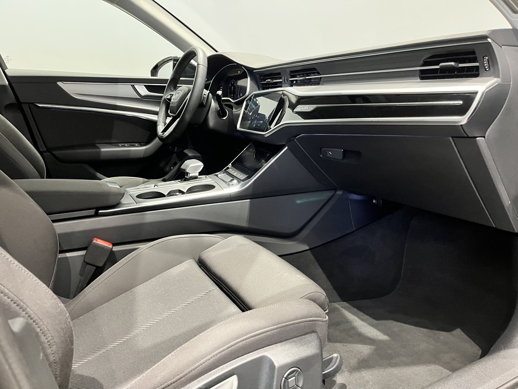 Audi A6 Avant WBP17T
