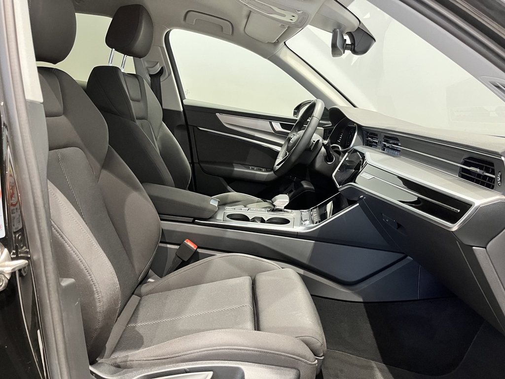 Audi A6 Avant WBP17T
