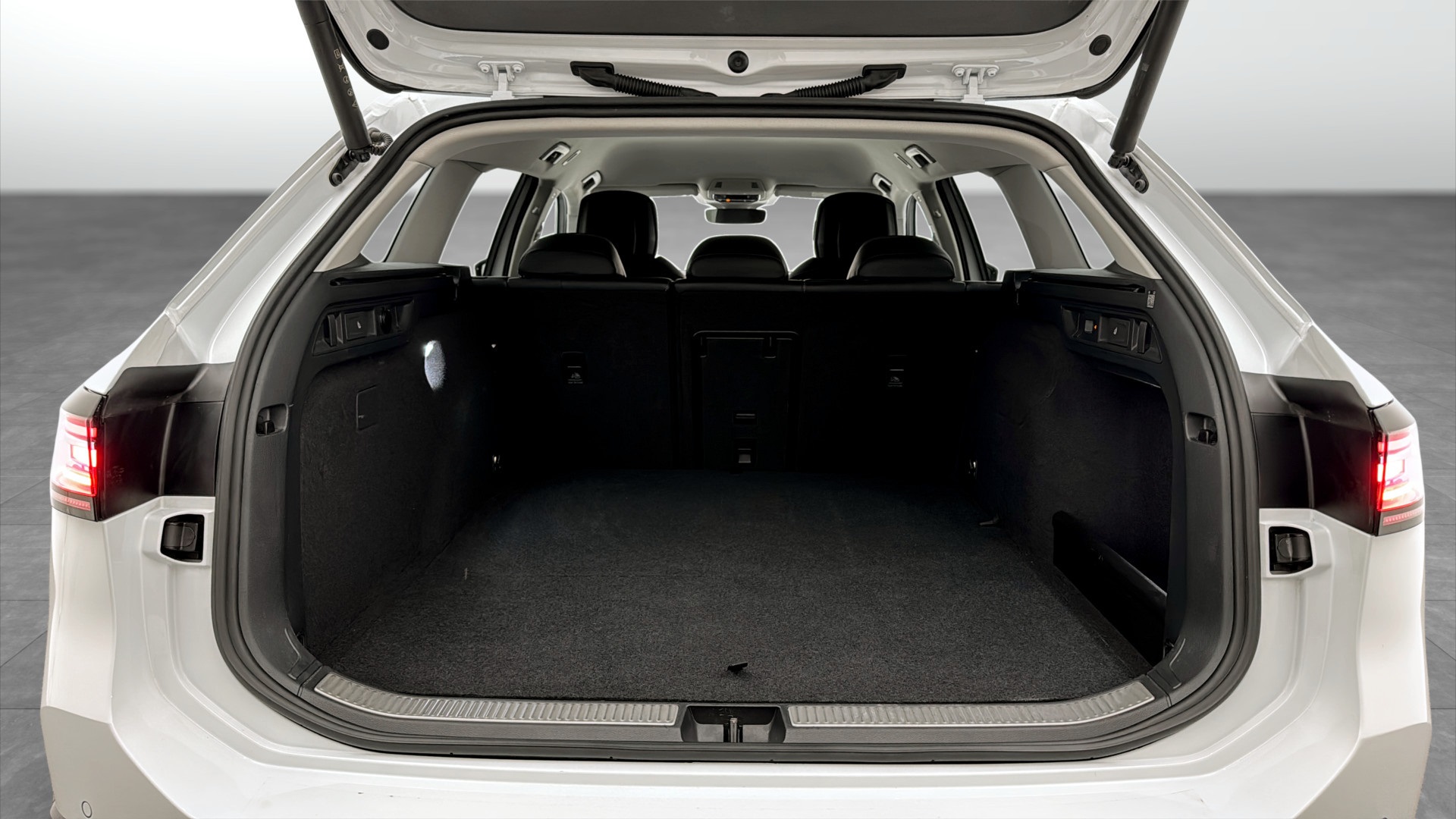 Volkswagen Passat WBR25R