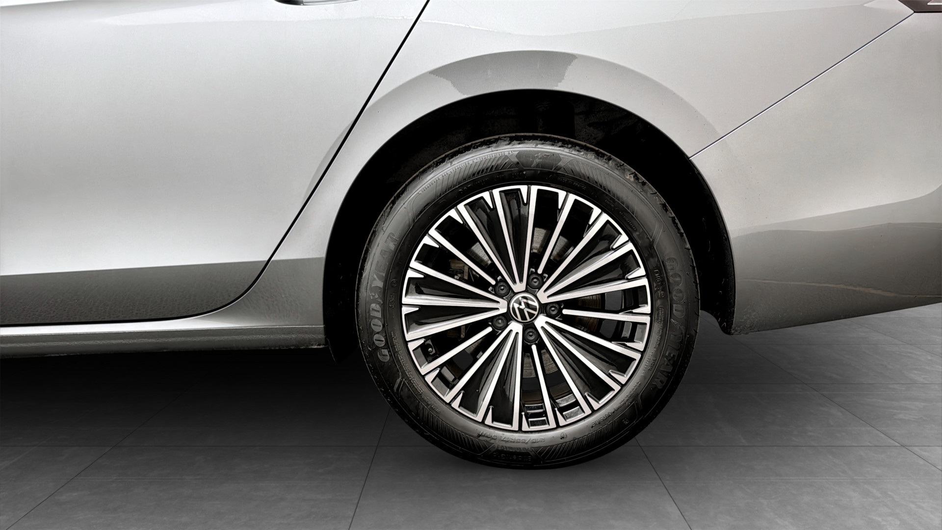 Volkswagen Passat WBS95R