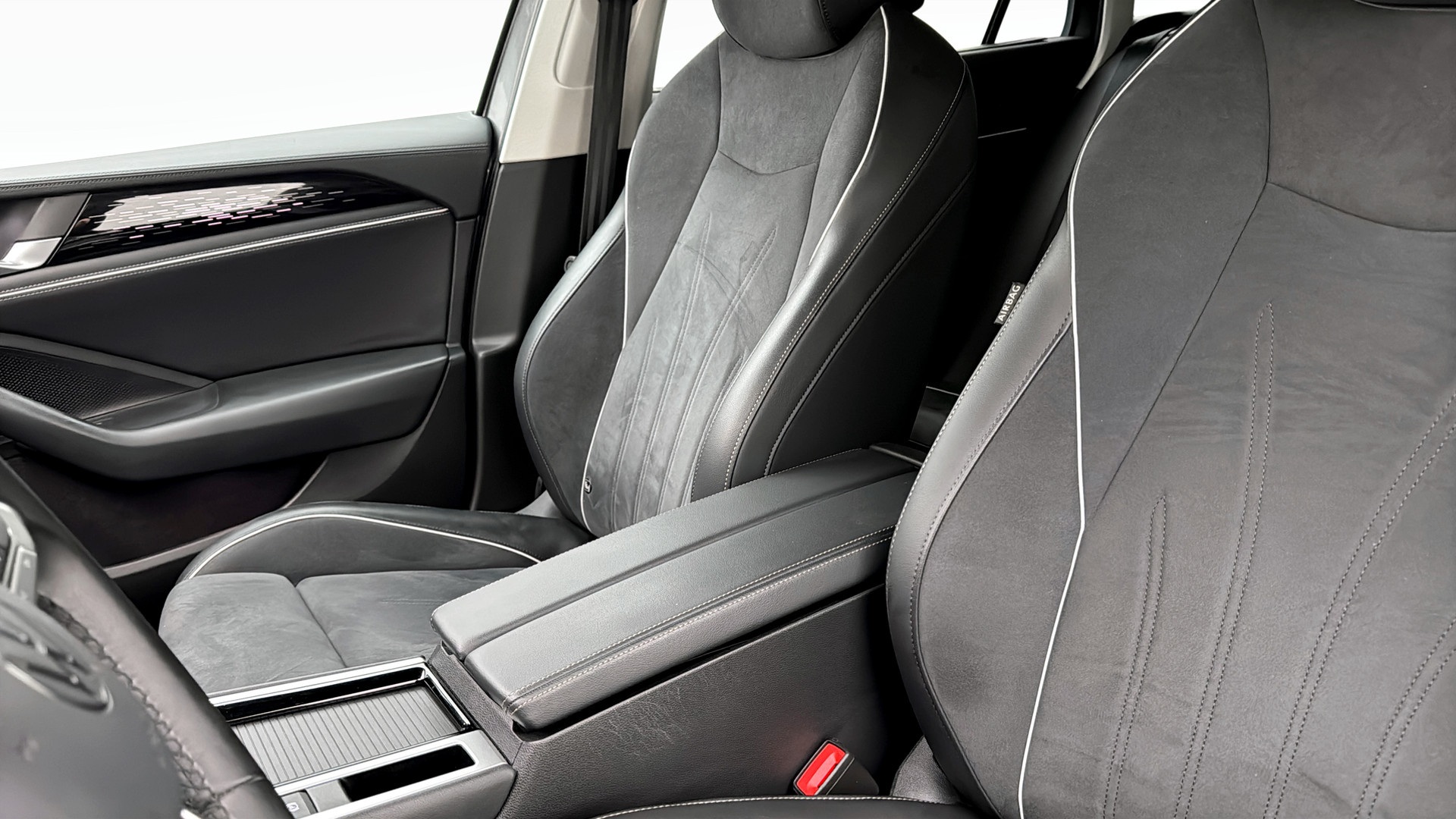Volkswagen Passat WBS95R