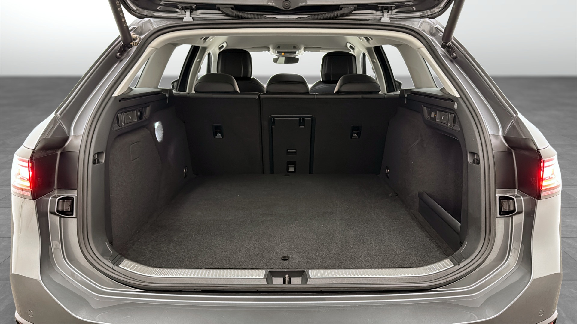 Volkswagen Passat WBS95R