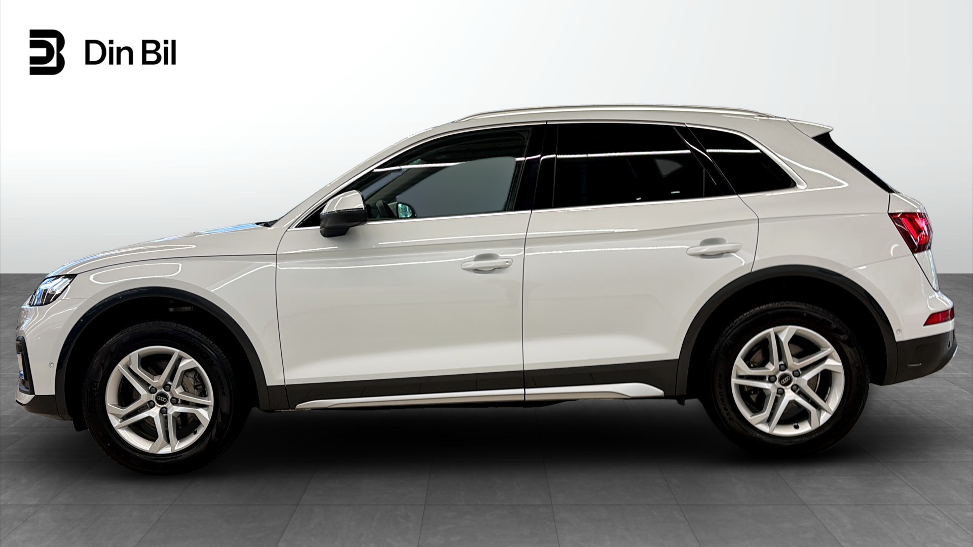 Audi Q5 WBX88P