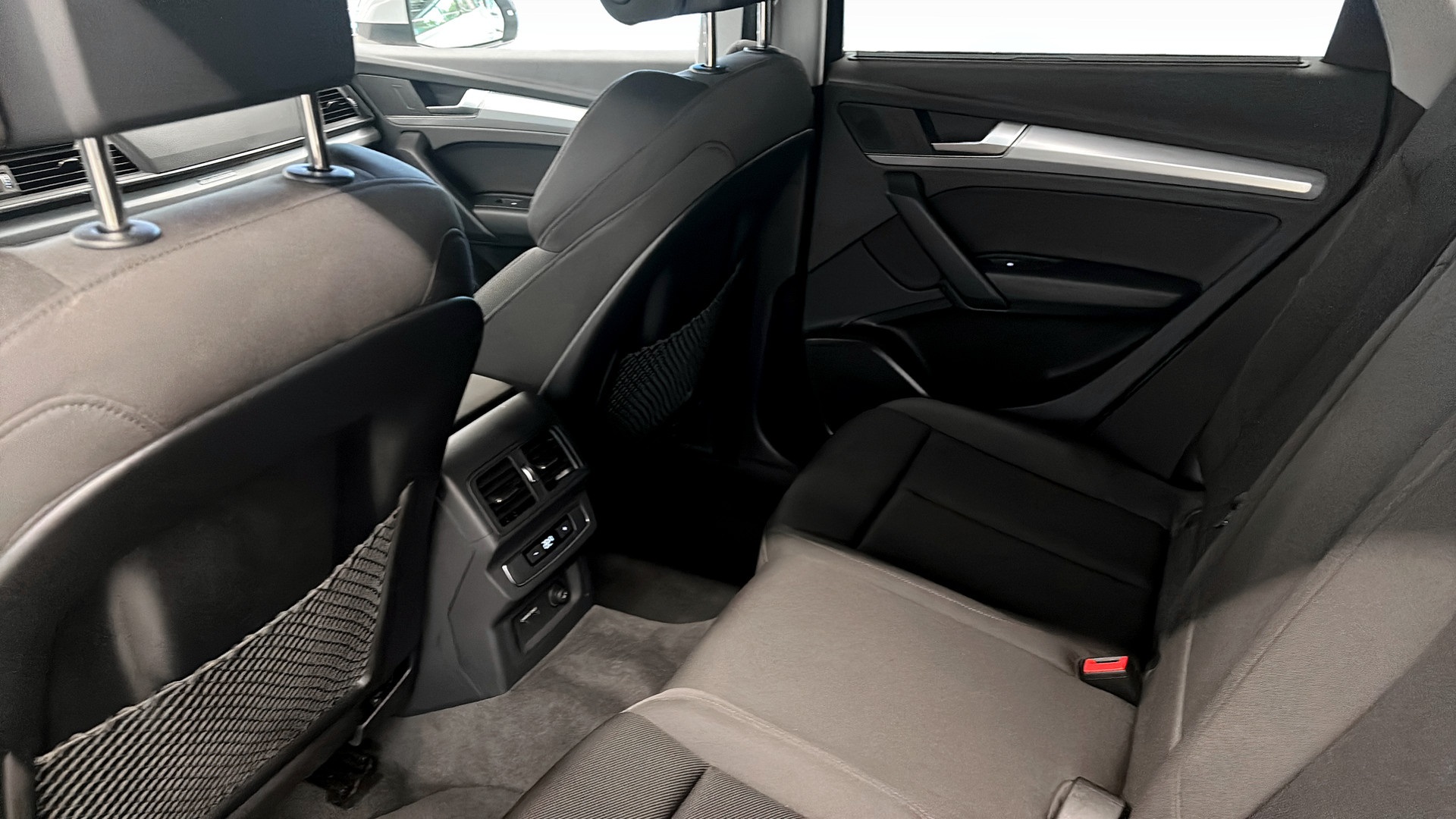 Audi Q5 WBX88P