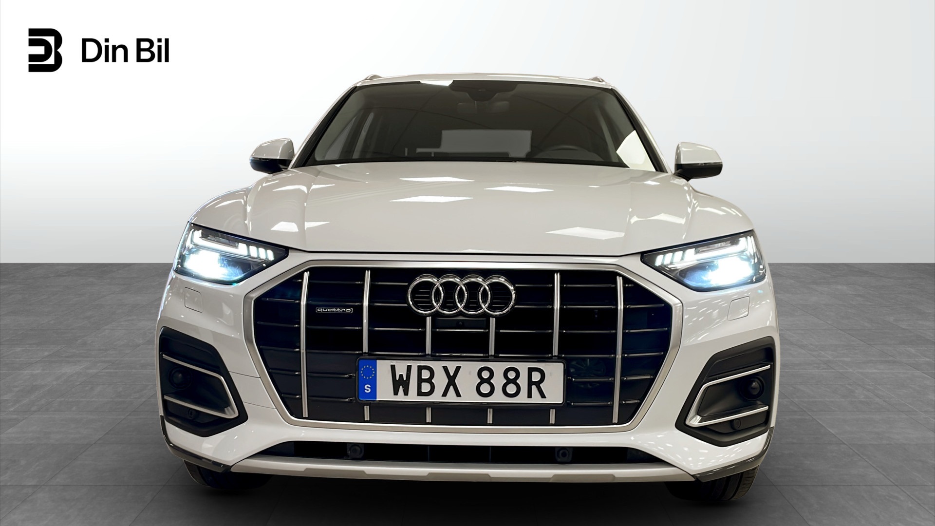 Audi Q5 WBX88R